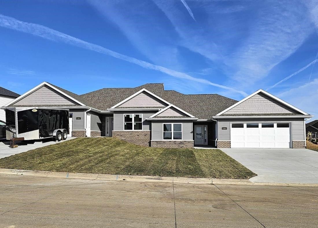 257 Angela Jean. Peosta, IA 52068