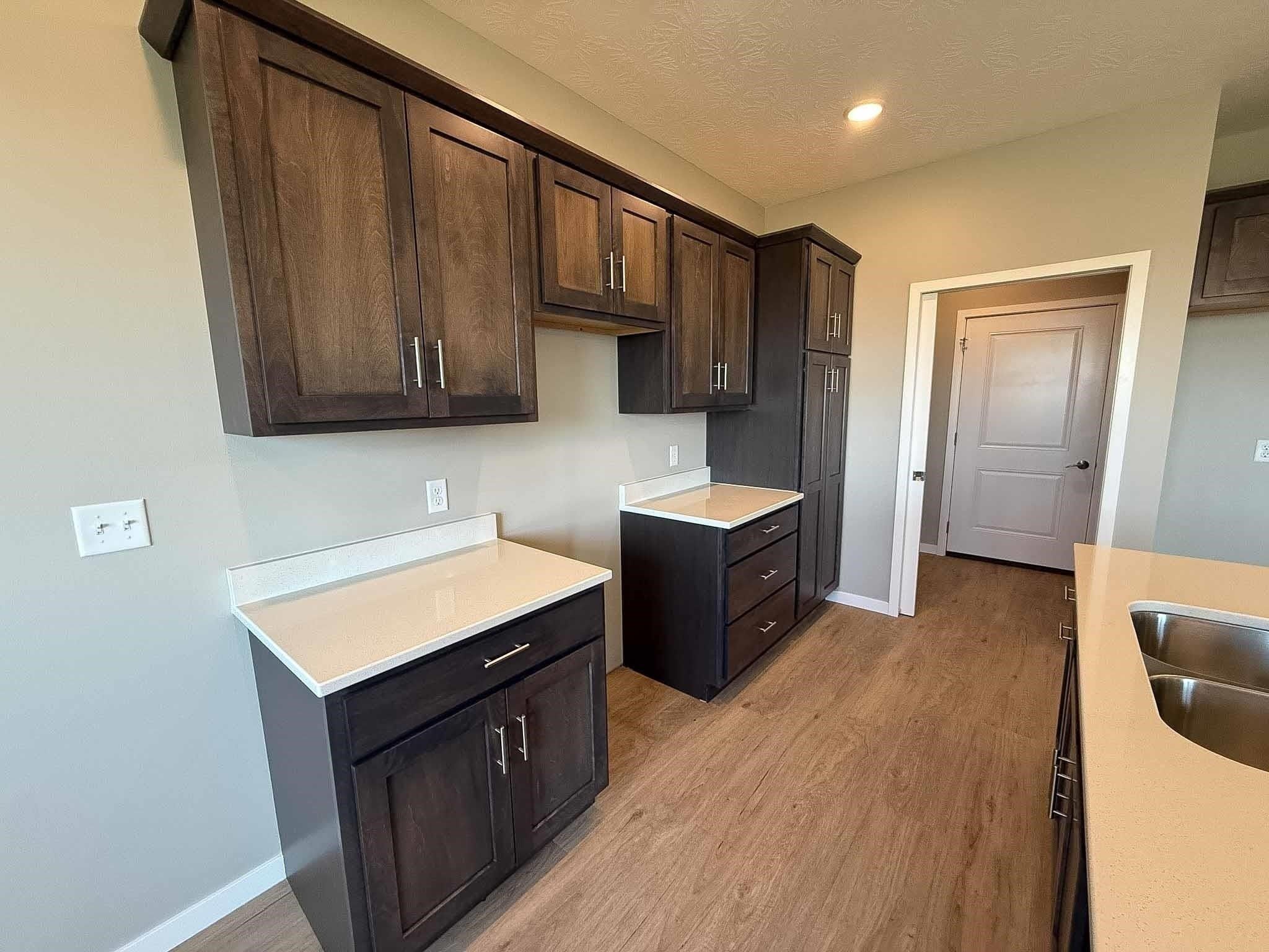 1616 14Th St Se. Orange City, IA 51041