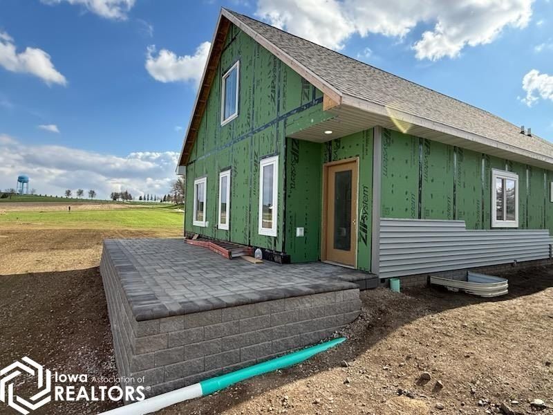 1004 Magnolia Drive. Manning, IA 51455