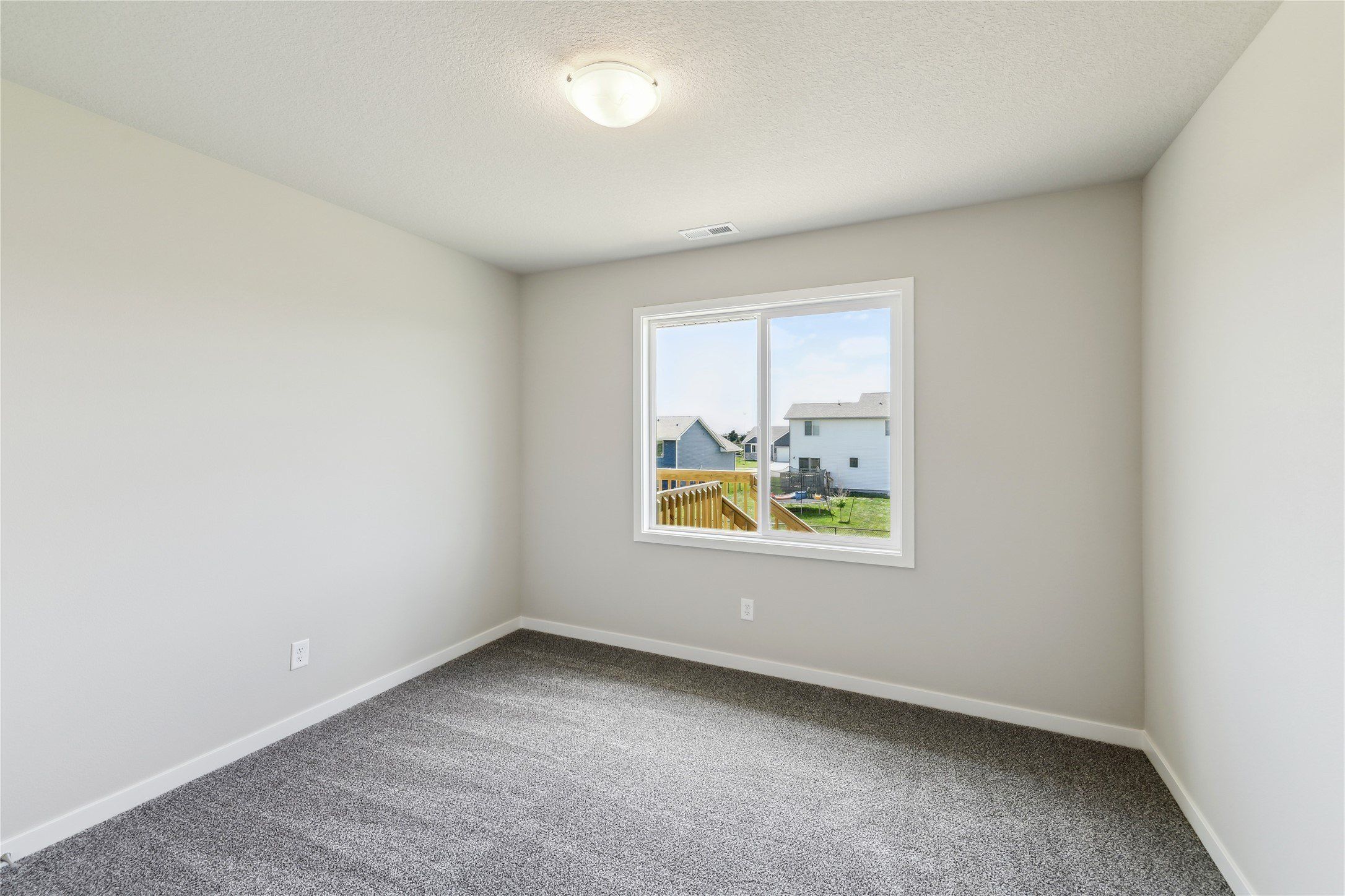 2103 White Oak Lane. Granger, IA 50109