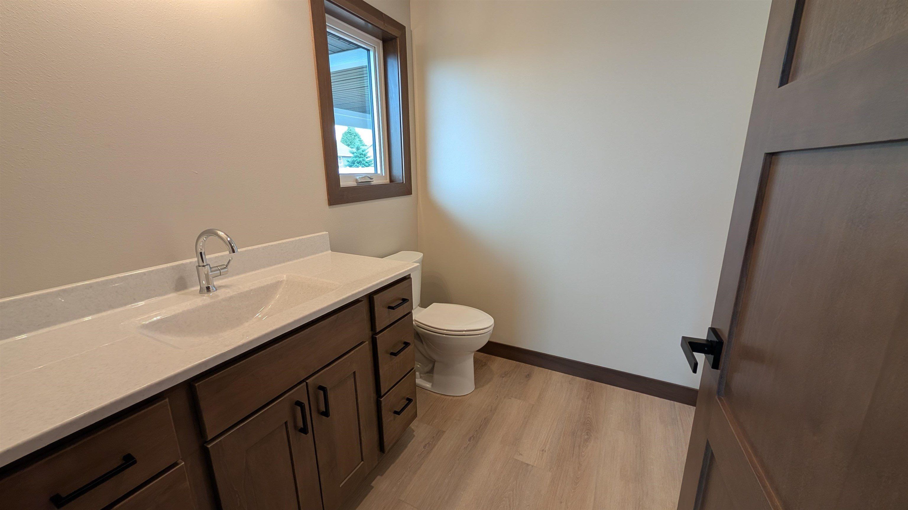 1647 7Th Ave Se. Sioux Center, IA 51250