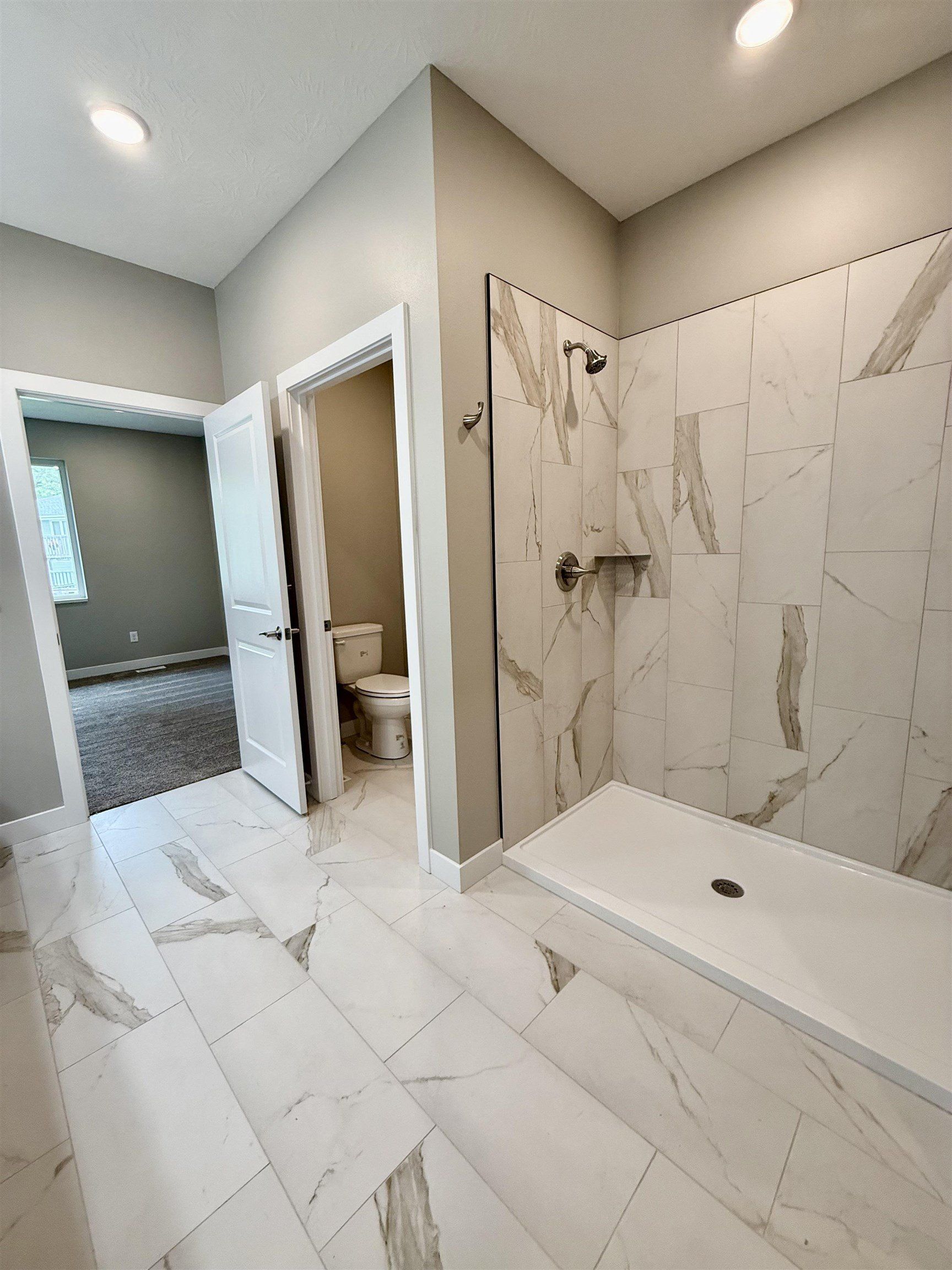 3421 Lafayette Ct. Sioux City, IA 51104