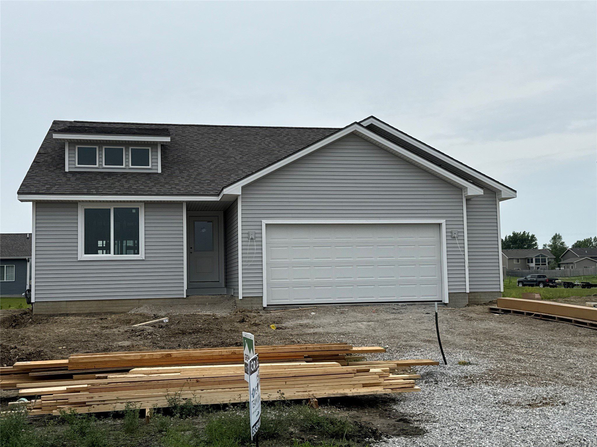 317 Ne Chalet Street. Elkhart, IA 50073