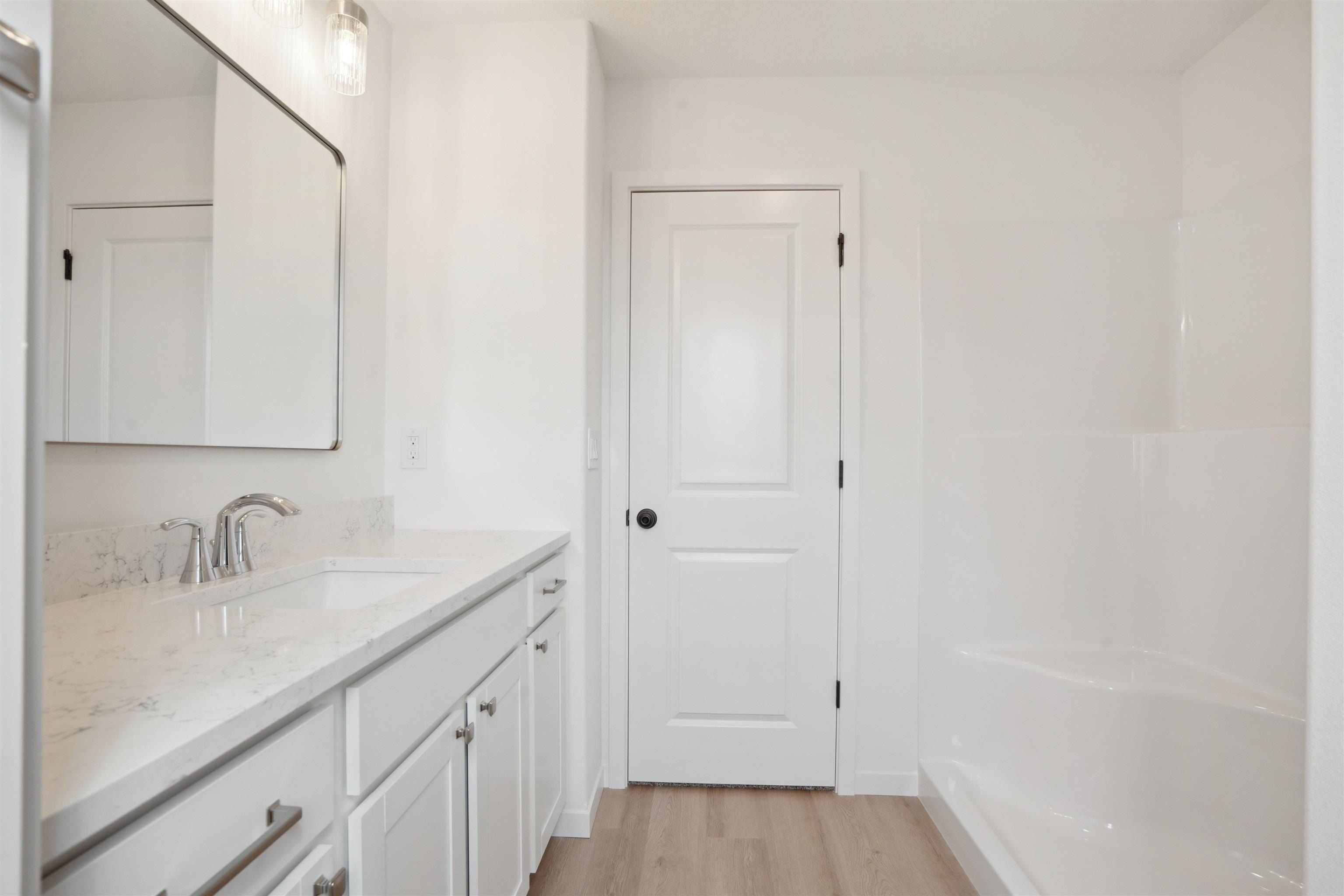 2721 Autumn Woods Drive. Cedar Falls, IA 50613