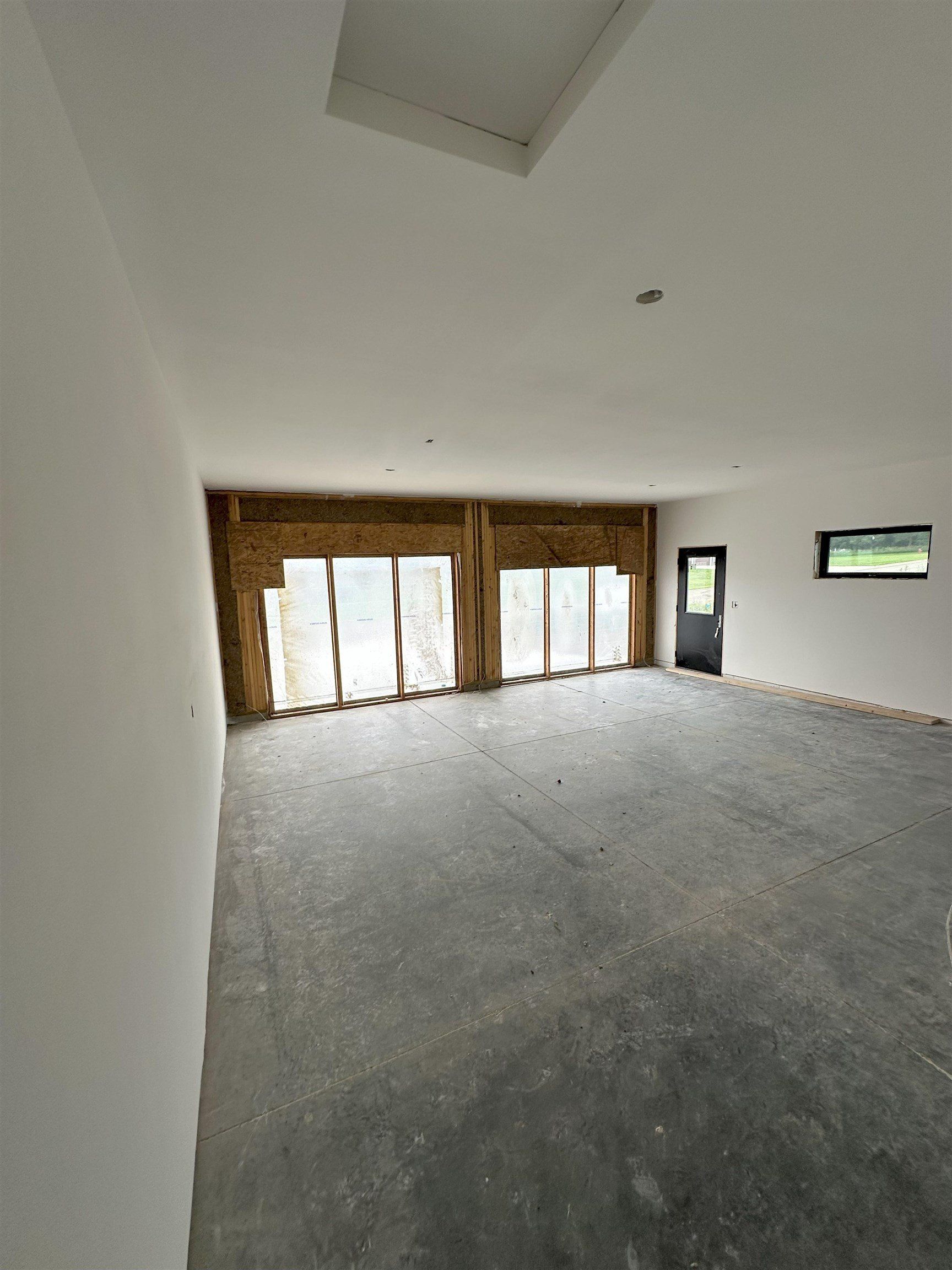 1005 Sunset Circle. Ireton, IA 51027