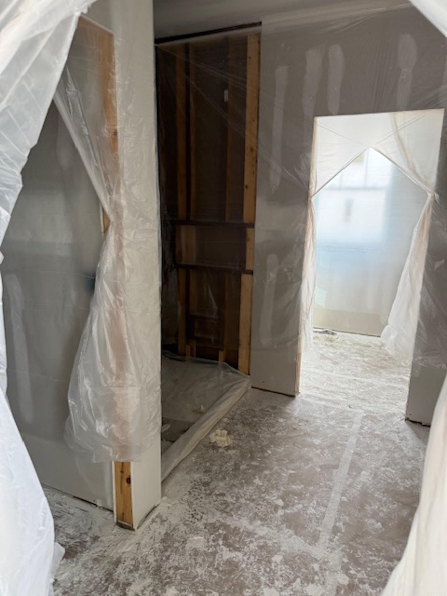 128 Goldcrest Court. Waterloo, IA 50701