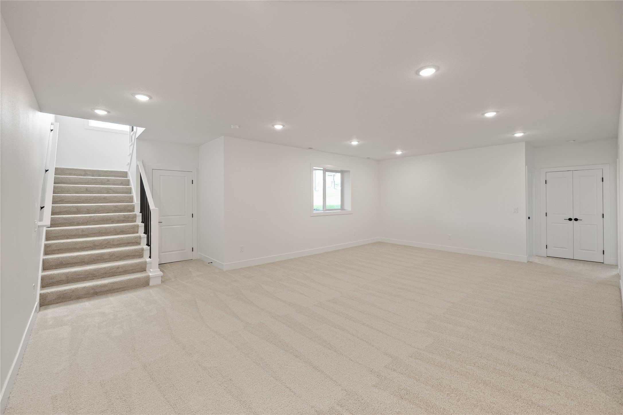 782 Ne 71St Street. Pleasant Hill, IA 50327