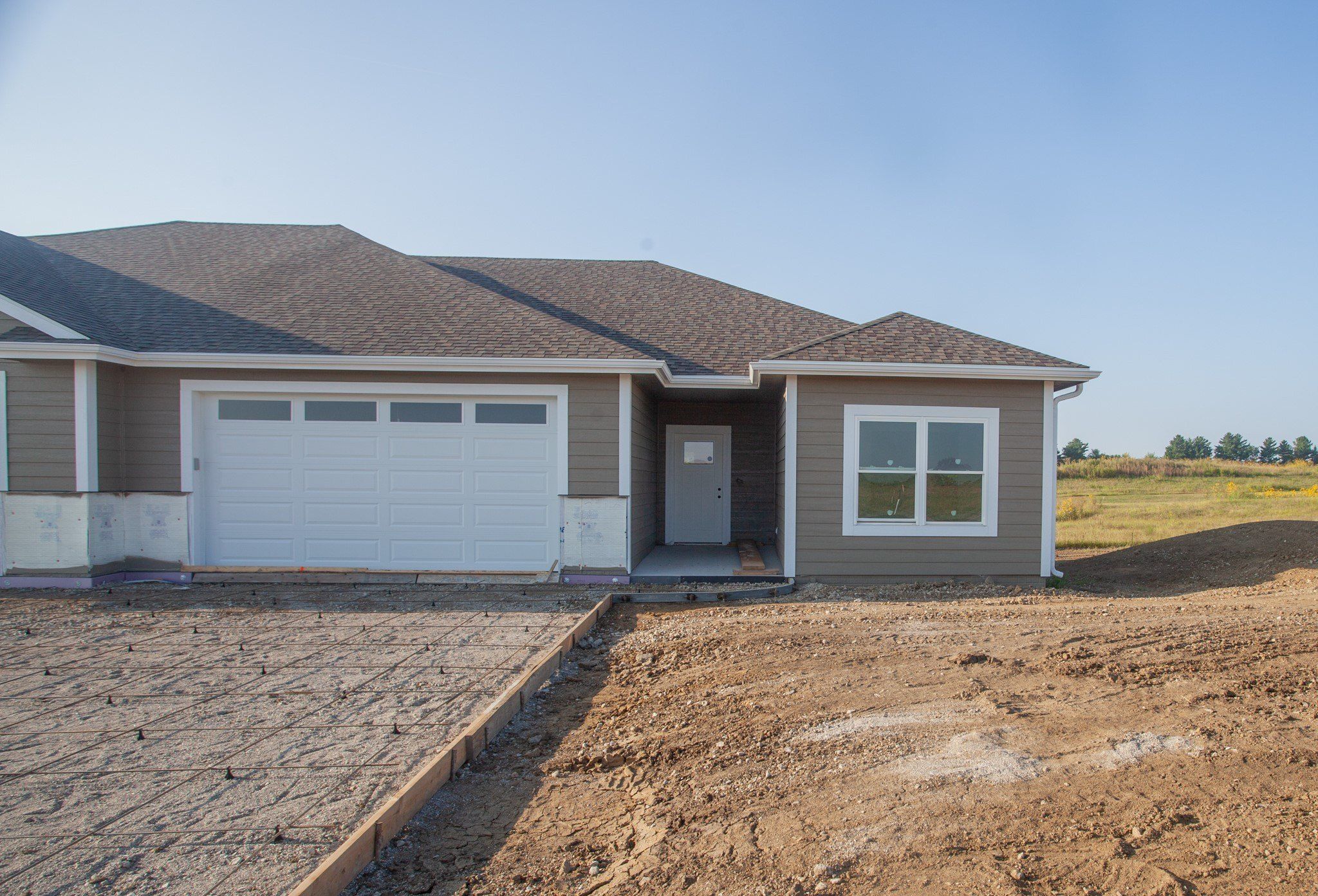 2345 N 10Th Avenue E. Newton, IA 50208