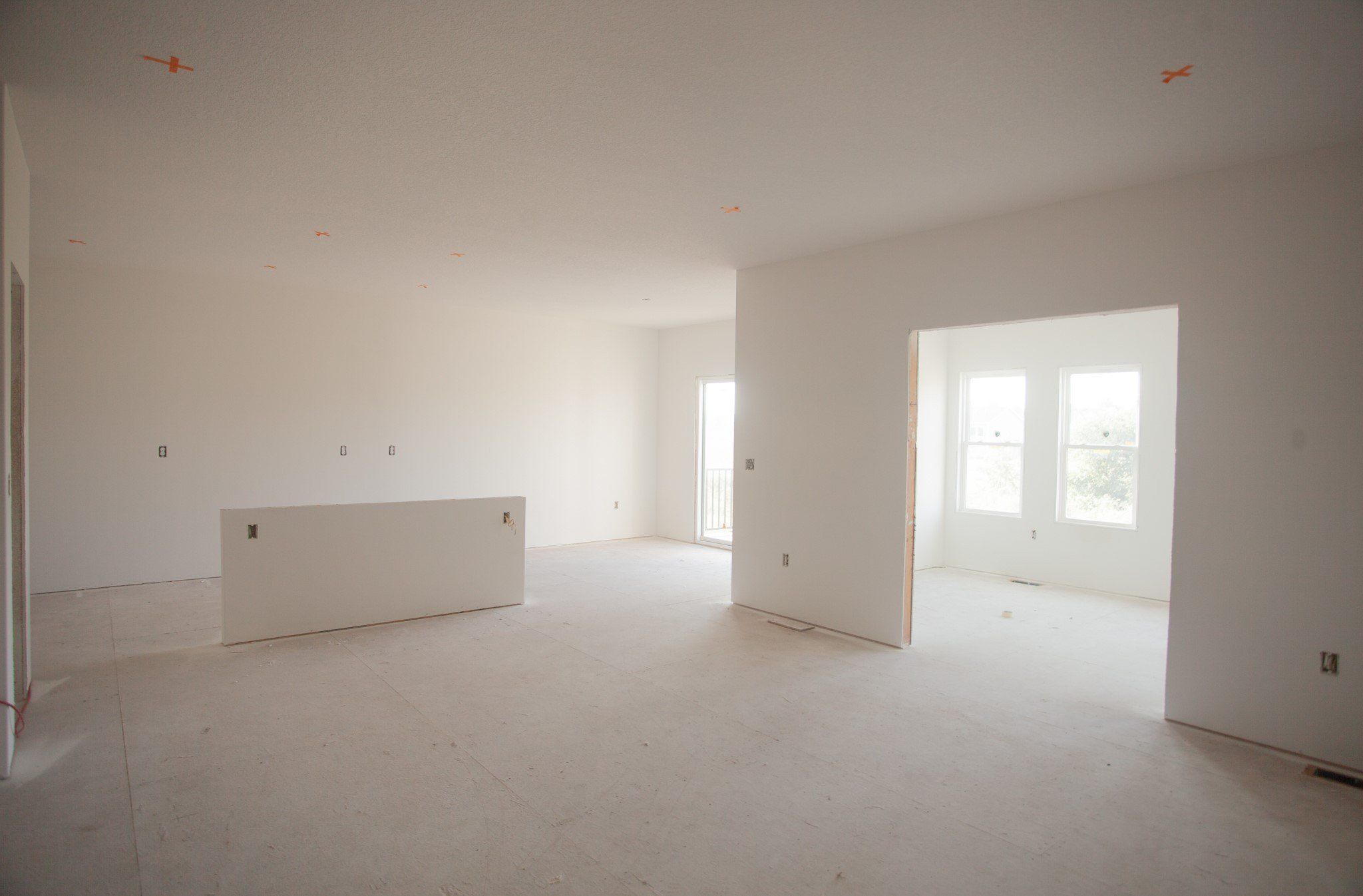 2345 N 10Th Avenue E. Newton, IA 50208