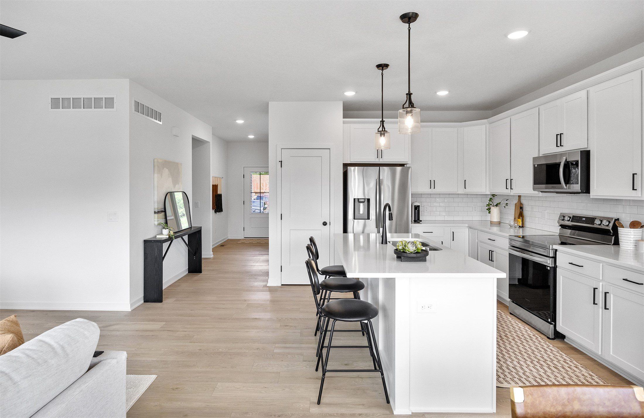 431 Stillwater Court. West Des Moines, IA 50266