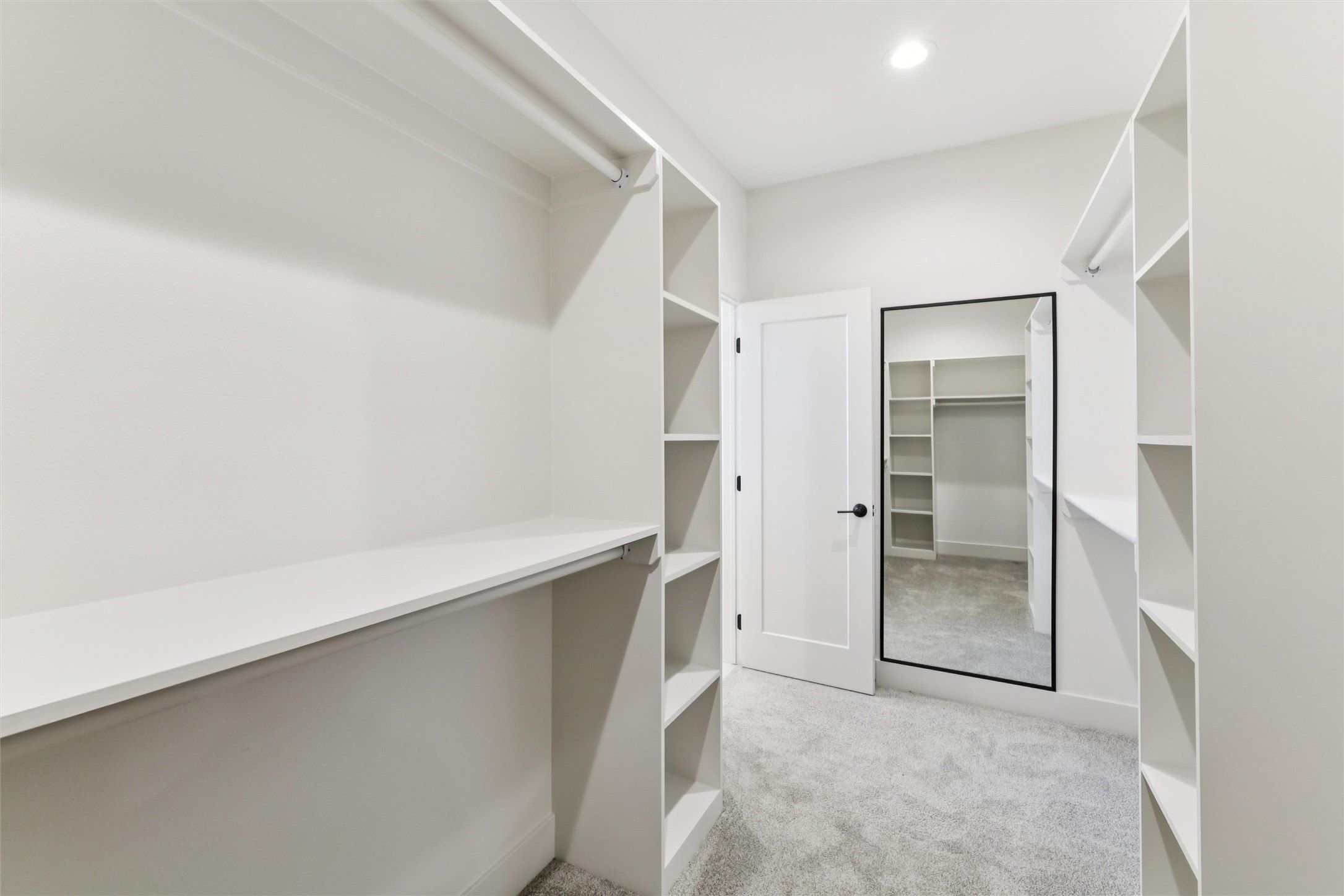 1430 Nw Red Oak Drive. Waukee, IA 50263