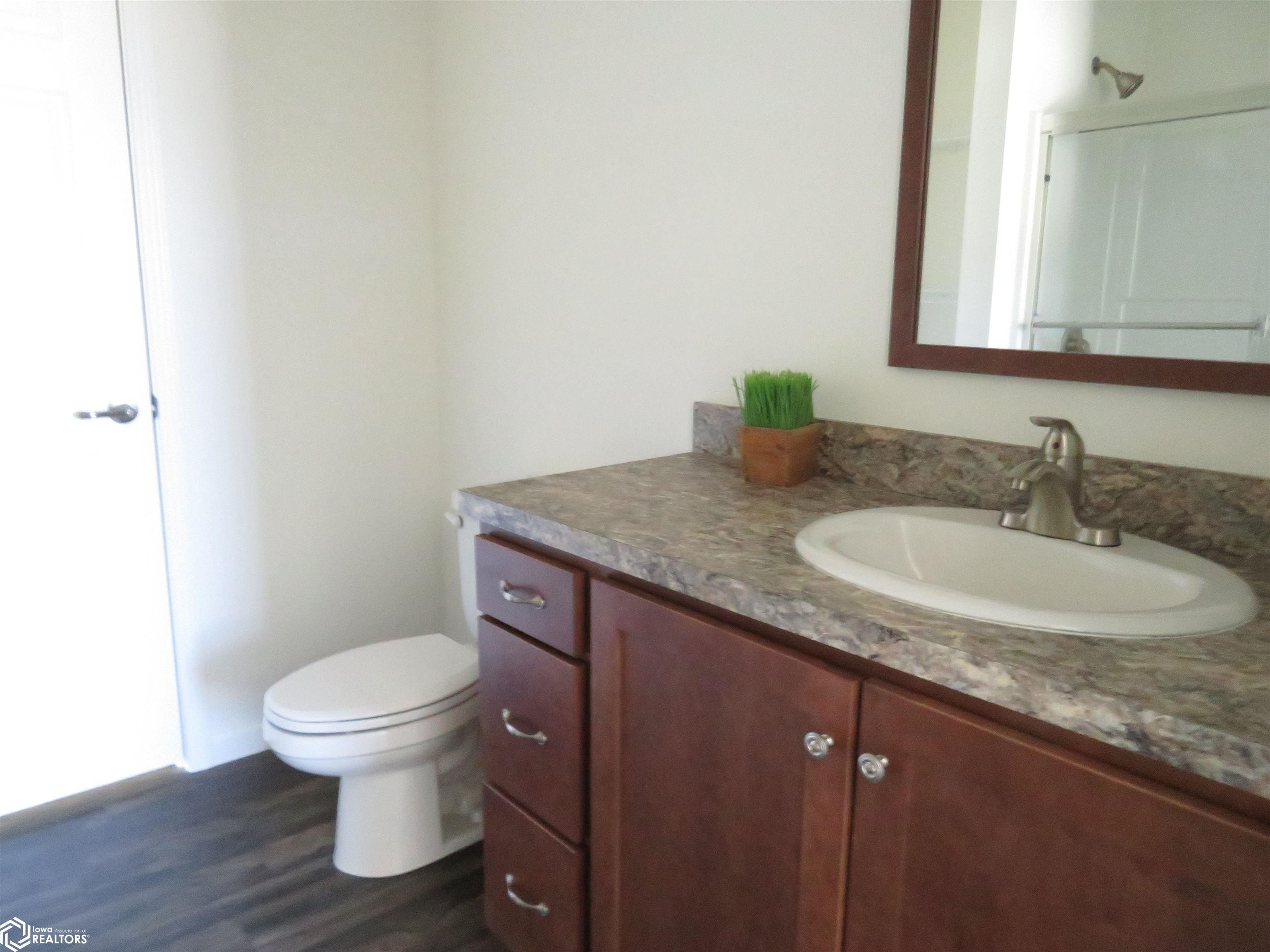 306 White Fox Drive. Clarion, IA 50525