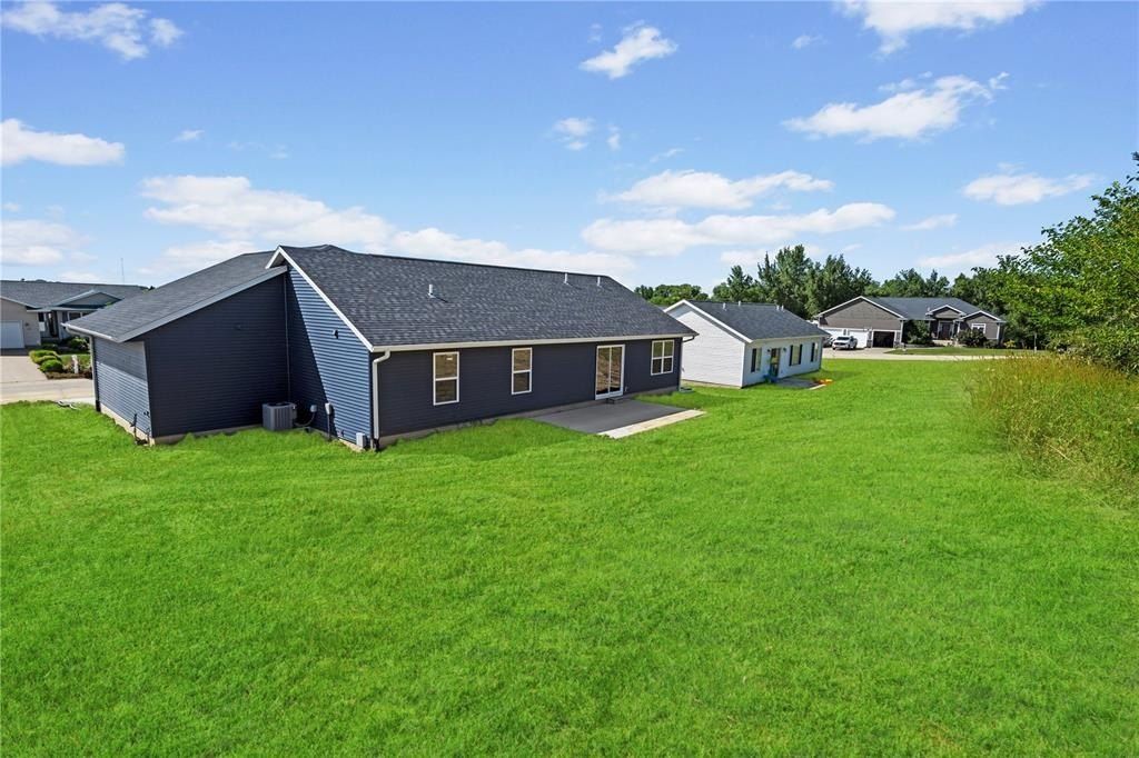 206 Endeavor Avenue. Urbana, IA 52345