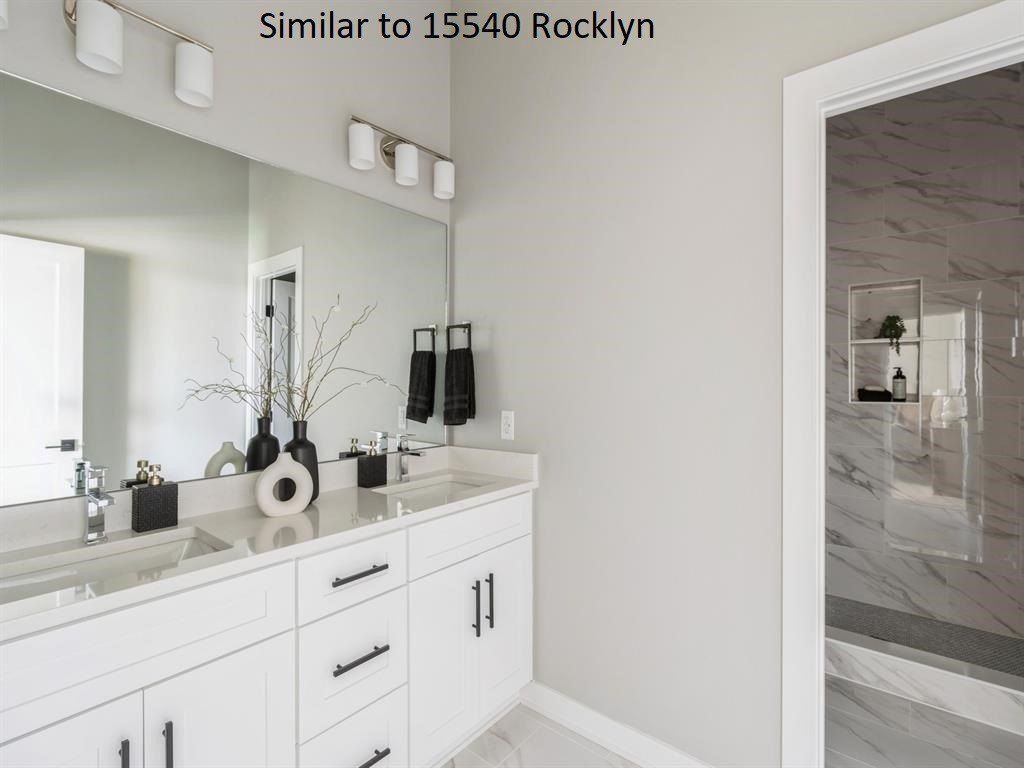 15554 Rocklyn Place. Clive, IA 50325