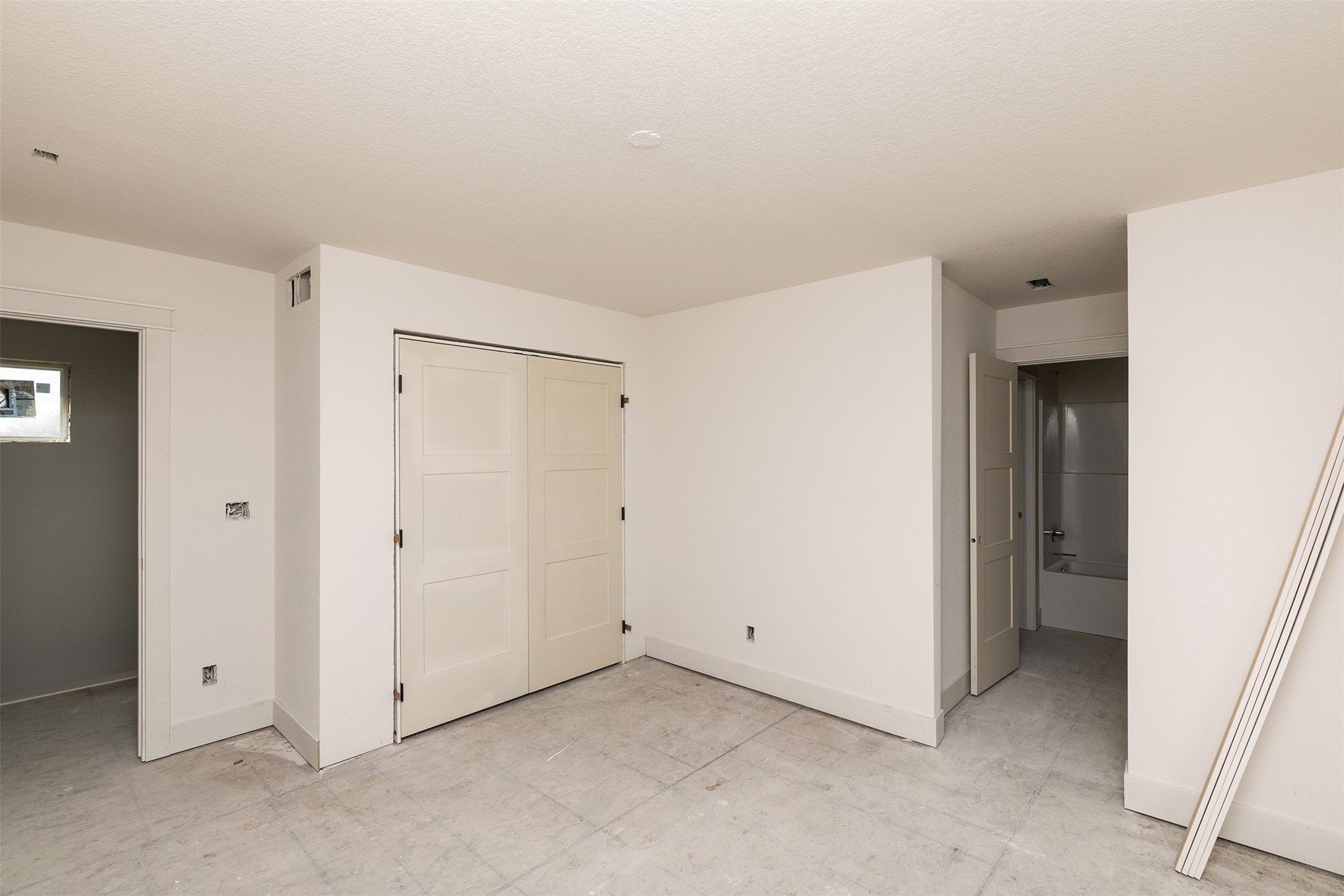 14311 Catalpa Drive. Urbandale, IA 50323