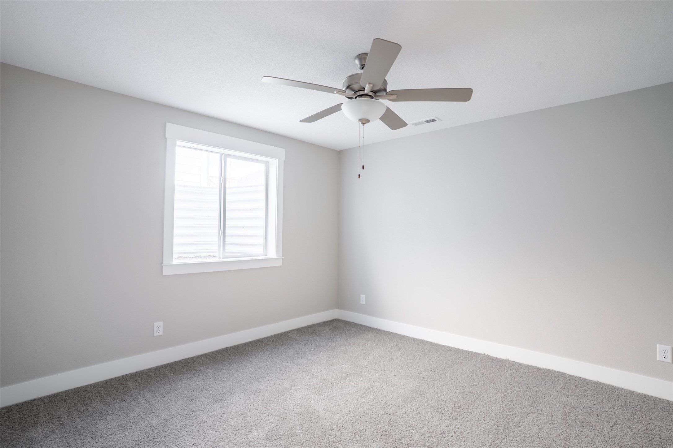 301 Ne Meadow Lane. Ankeny, IA 50021