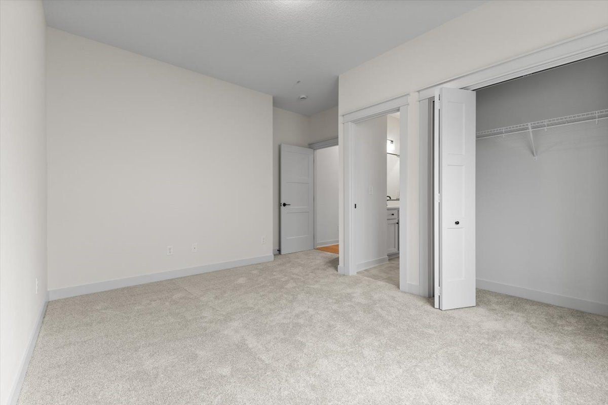 3223 Nw 27Th Circle. Ankeny, IA 50023