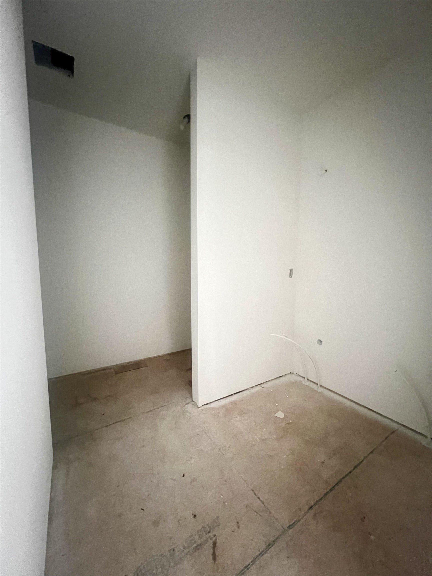 710 17Th St Se. Orange City, IA 51041