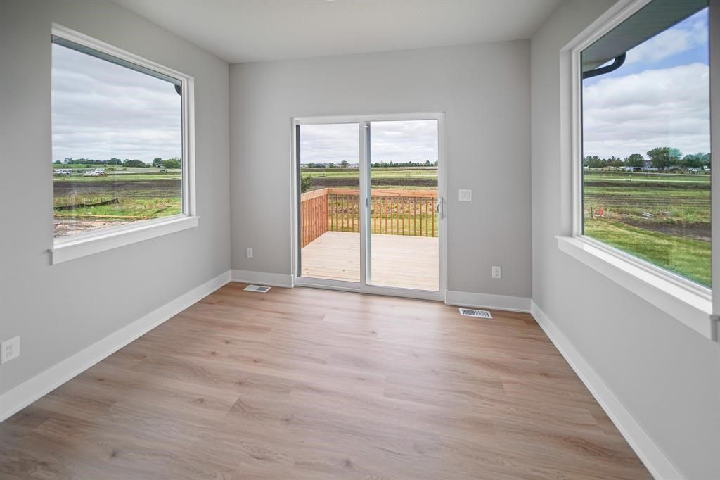 327 41St Street Sw. Altoona, IA 50009