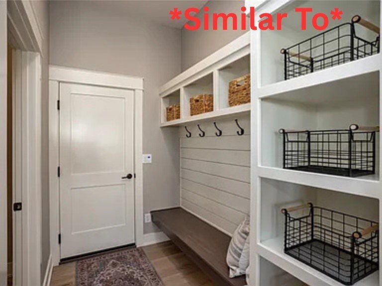 712 Ne Doe Pointe Drive. Ankeny, IA 50021