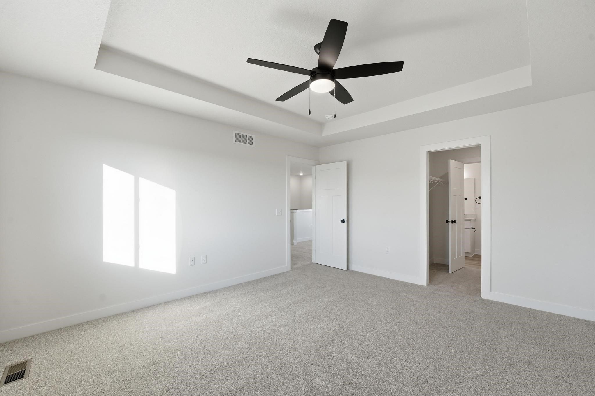 803 Campusside Place. Norwalk, IA 50211