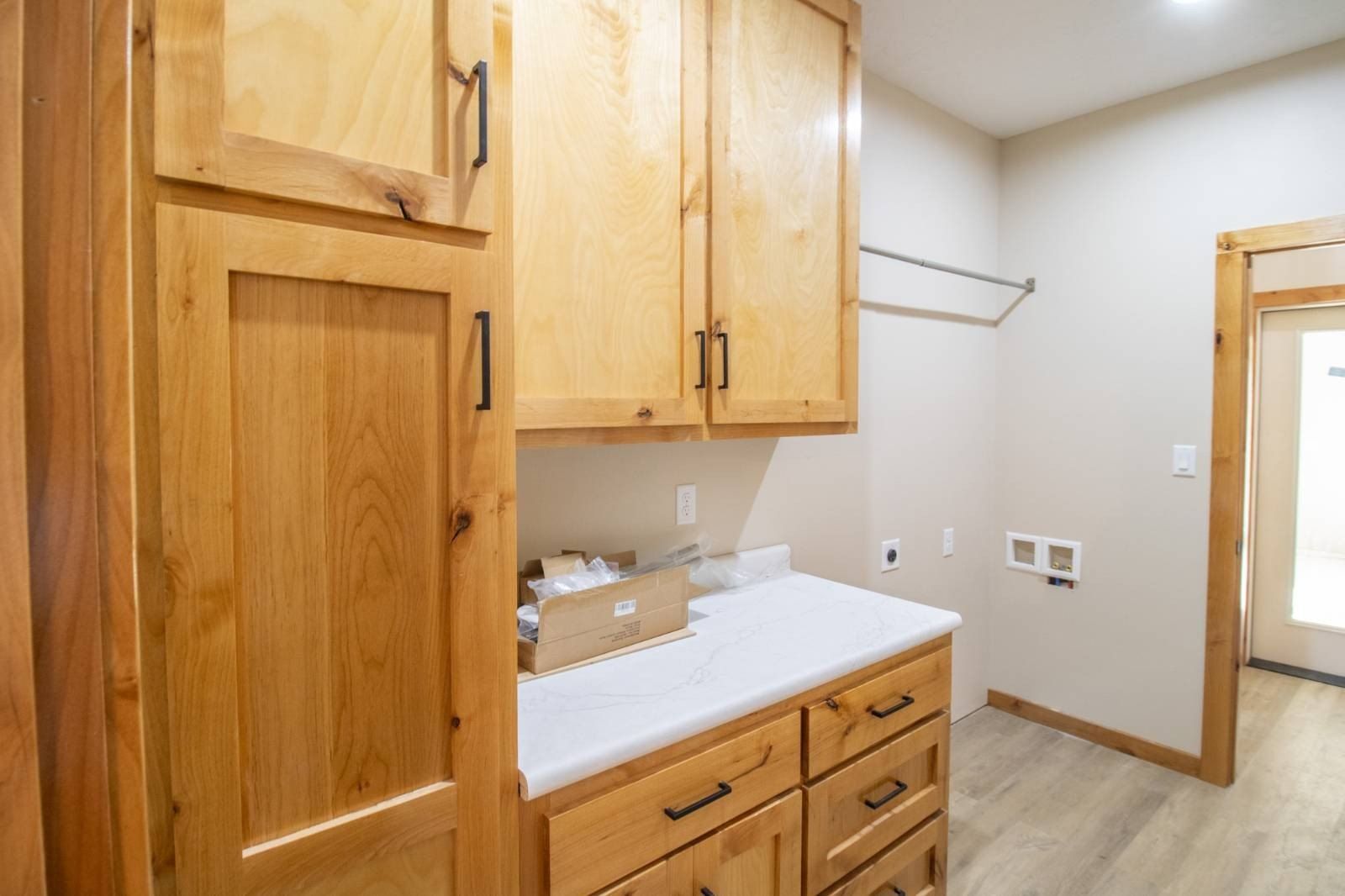 1502 Birch St. Hull, IA 51239