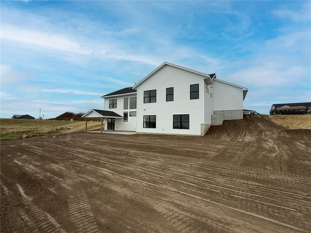 1532 3Rd Street Sw. Mount Vernon, IA 52314