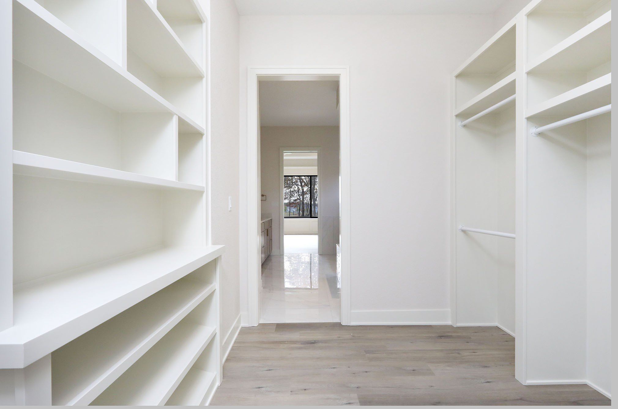 605 Pelican Drive. Polk City, IA 50226