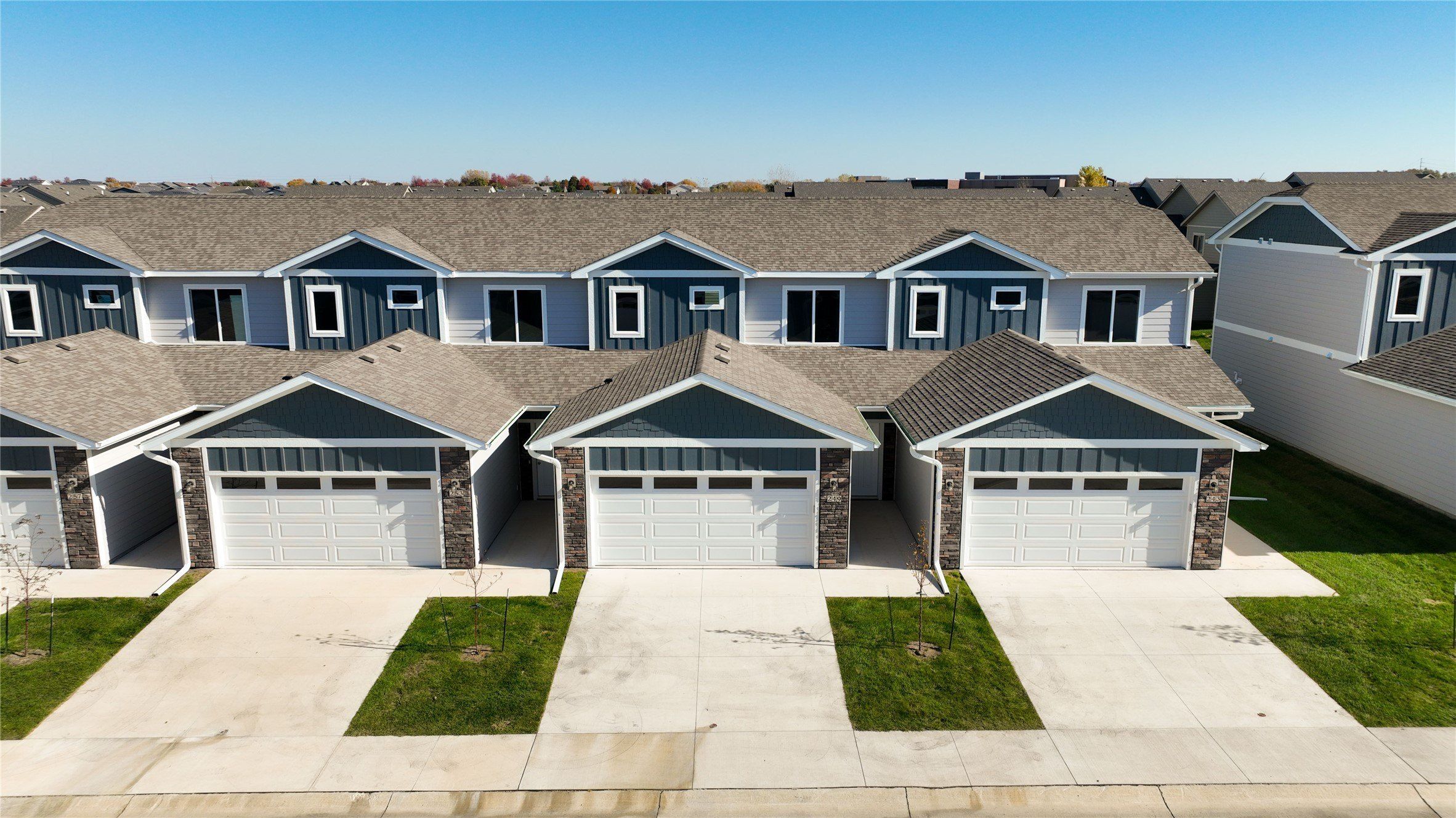 249 Nw Waverly Drive. Waukee, IA 50263