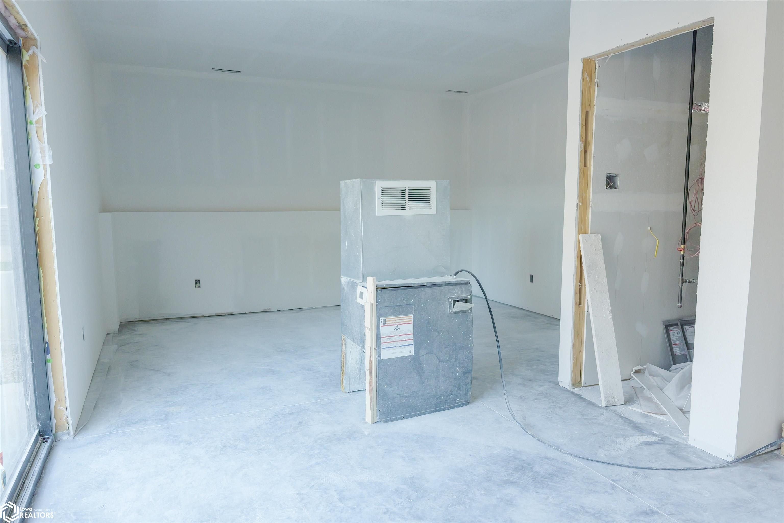 925 Horizon Street. Burlington, IA 52601