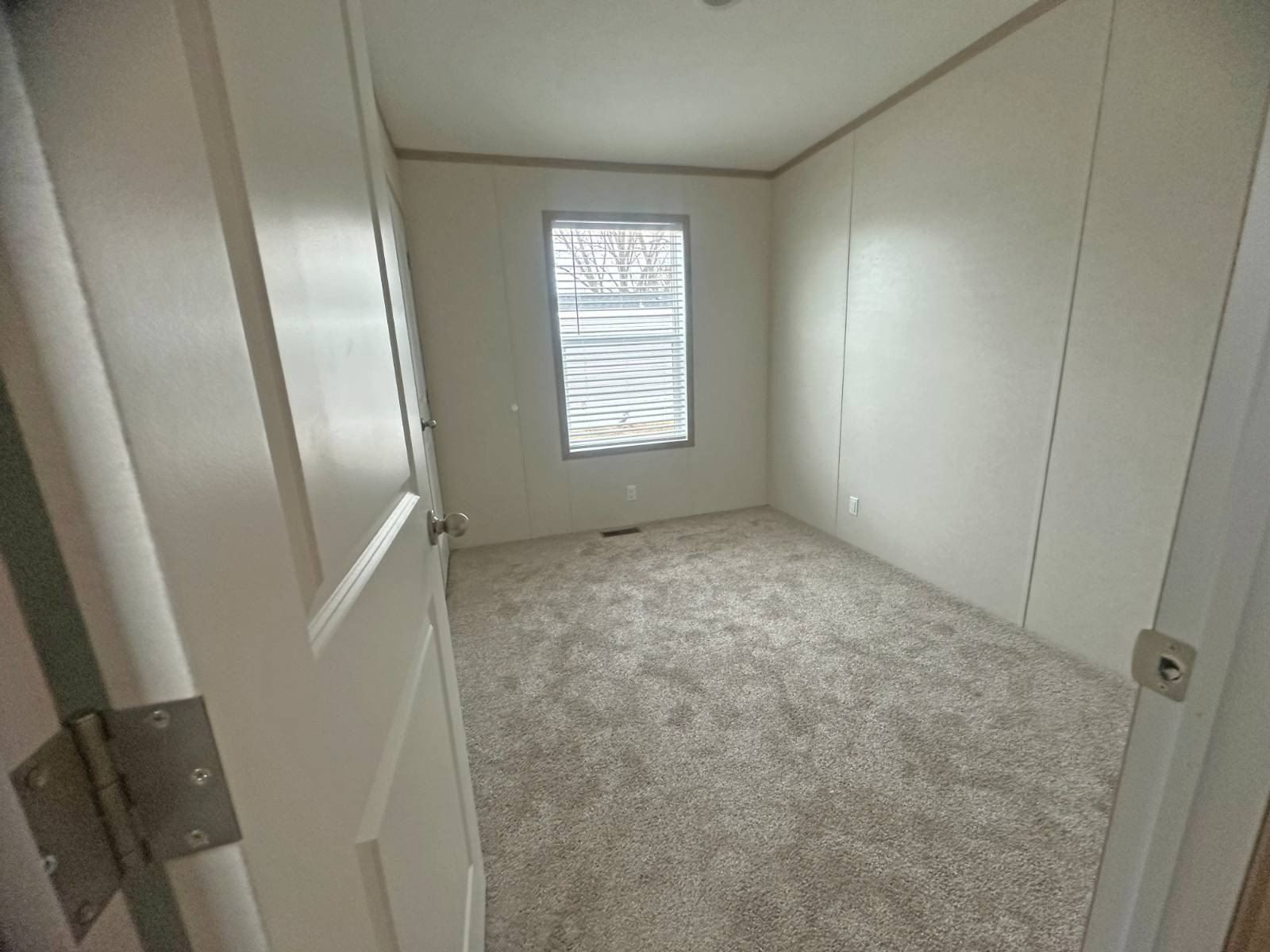 14876 Washington Road. West Burlington, IA 52655