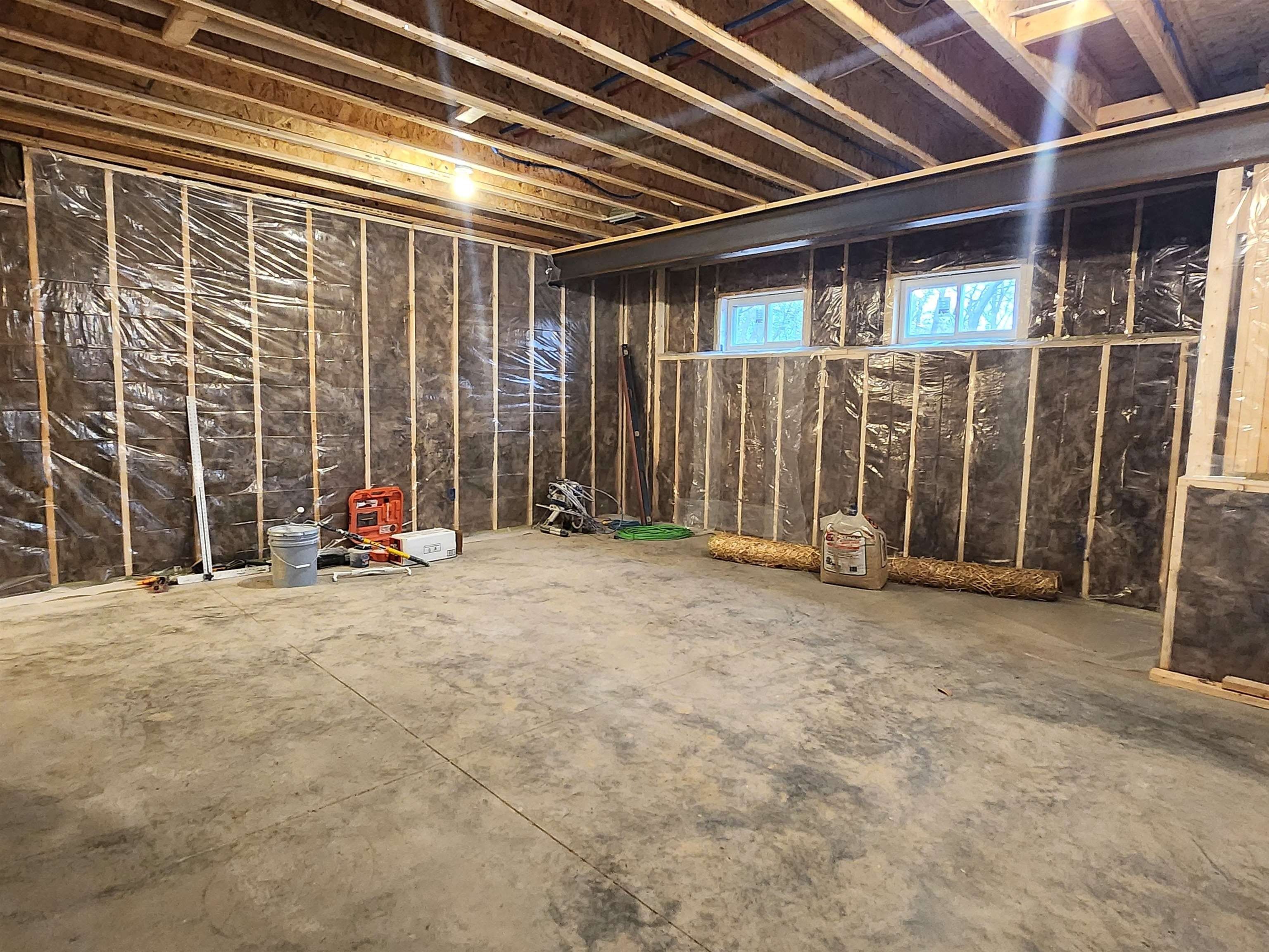 2628 University. Dubuque, IA 52001