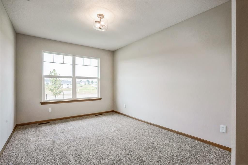 511 Park View Court. Mount Vernon, IA 52314