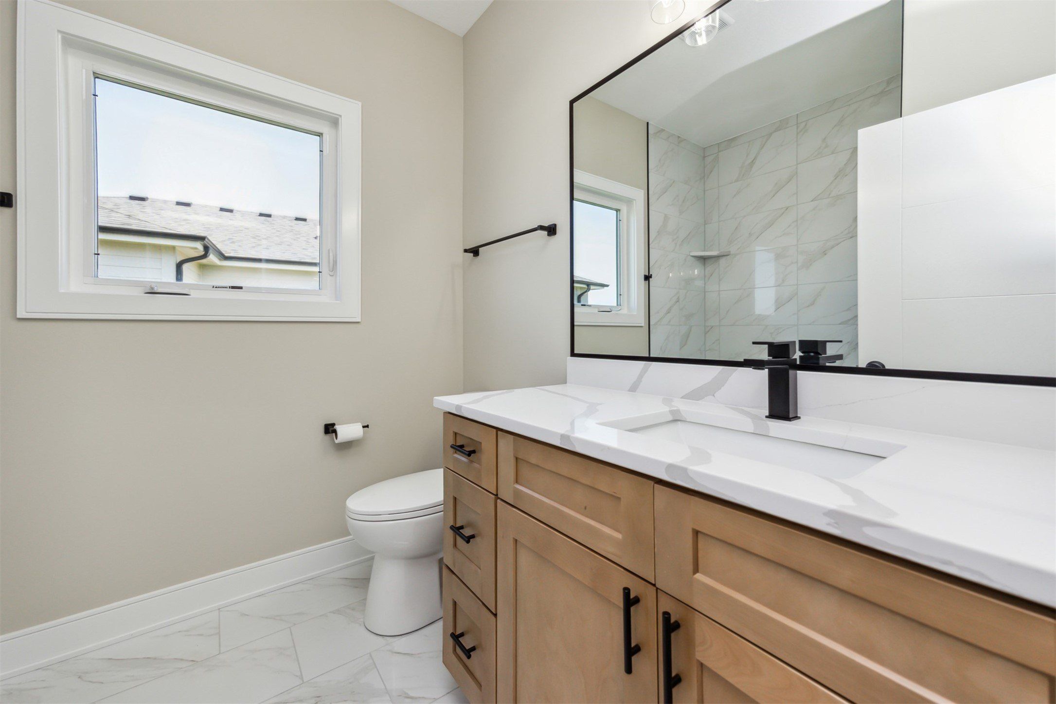 17322 North Valley Drive. Urbandale, IA 50323