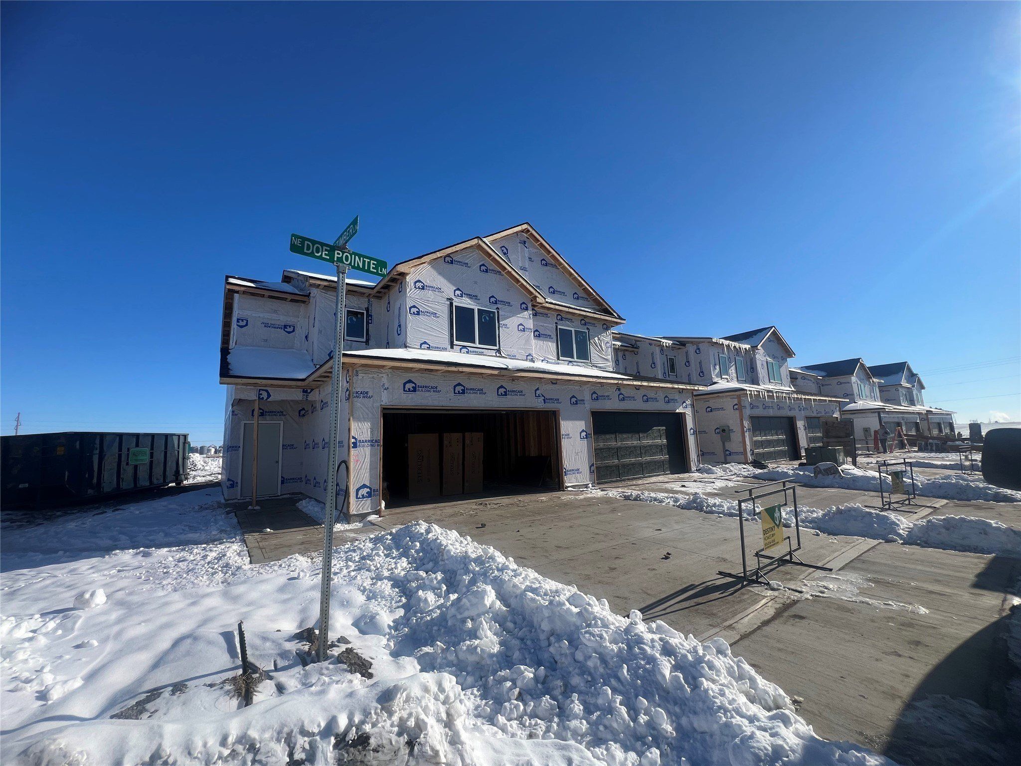 205 Ne Doe Pointe Lane. Ankeny, IA 50021