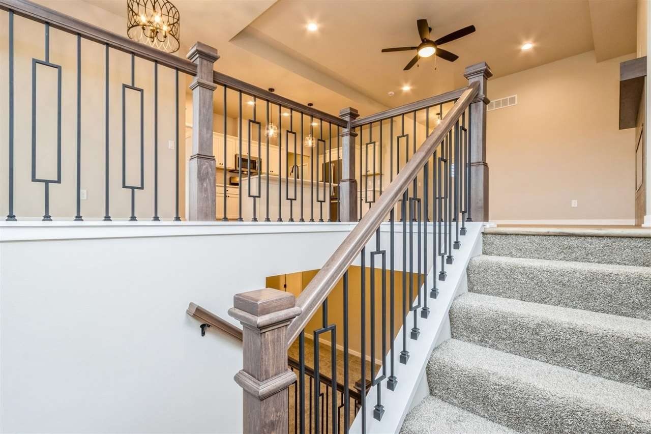 721 Chamberlin Ln. North Liberty, IA 52317