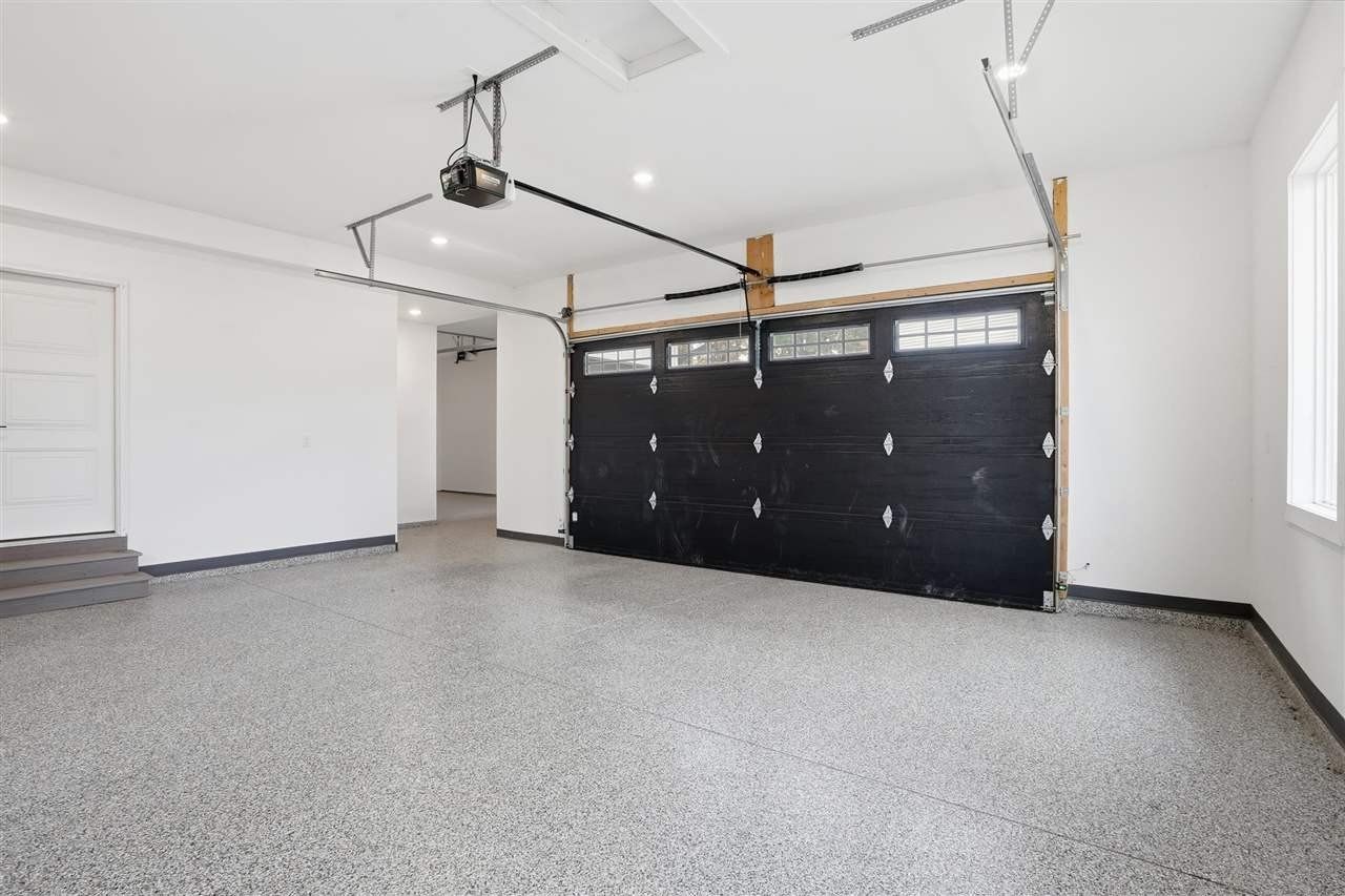 1504 Legend Dr. Tiffin, IA 52340