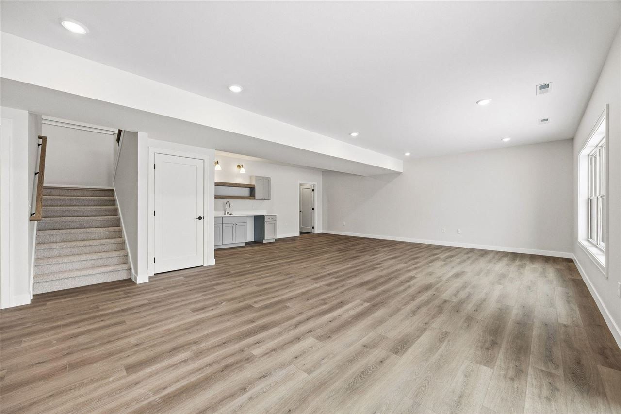 1265 Osage Lane. North Liberty, IA 52317