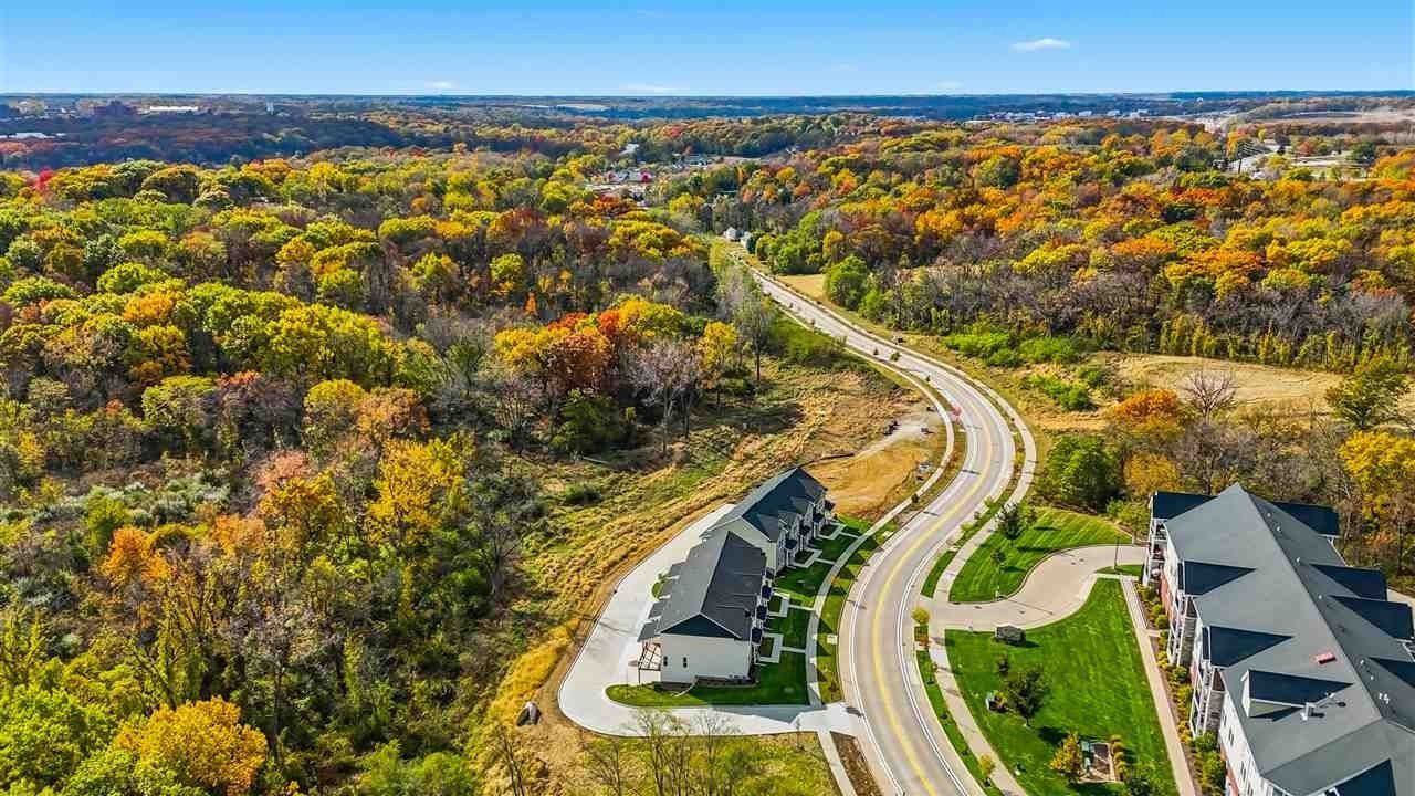 711 E Foster Rd. Iowa City, IA 52245