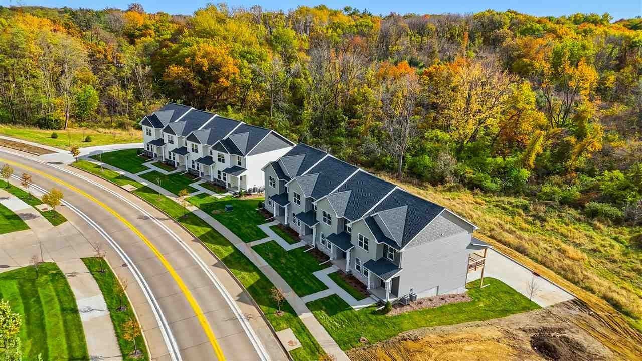 695 E Foster Rd. Iowa City, IA 52245