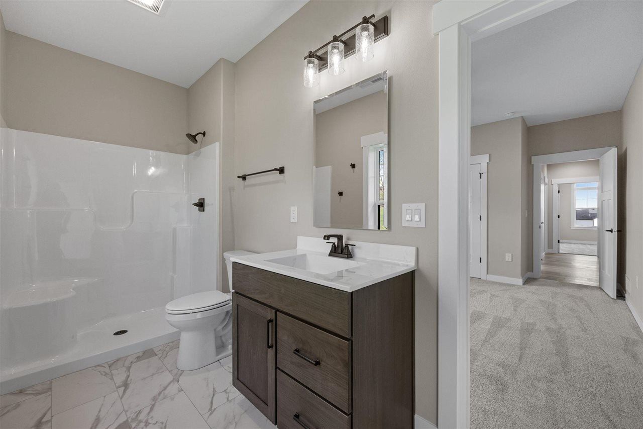 1510 Legend Dr. Tiffin, IA 52340