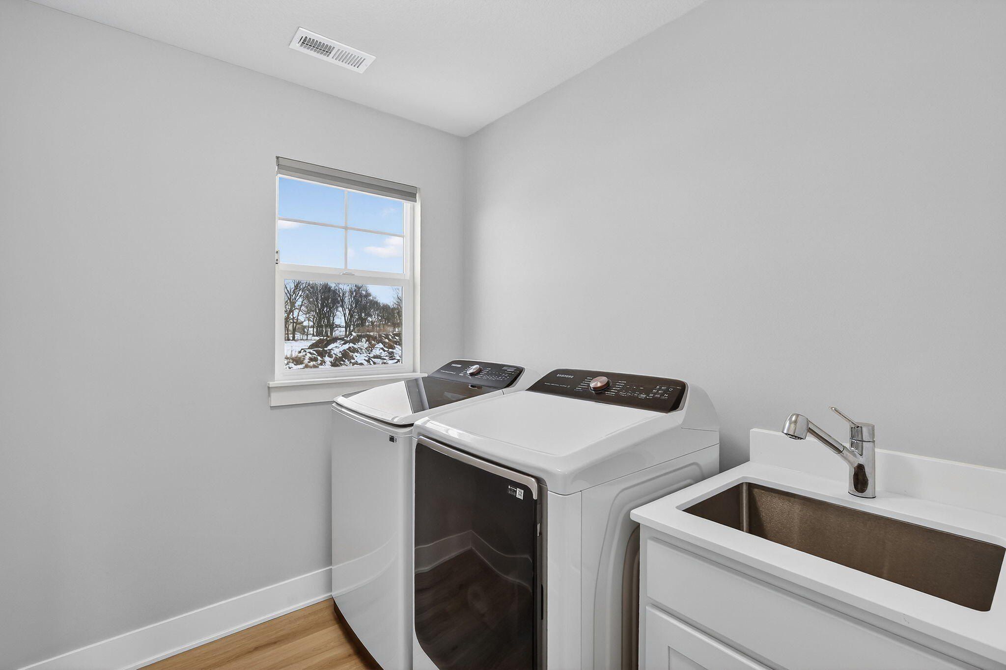 4803 Everest Avenue. Ames, IA 50014