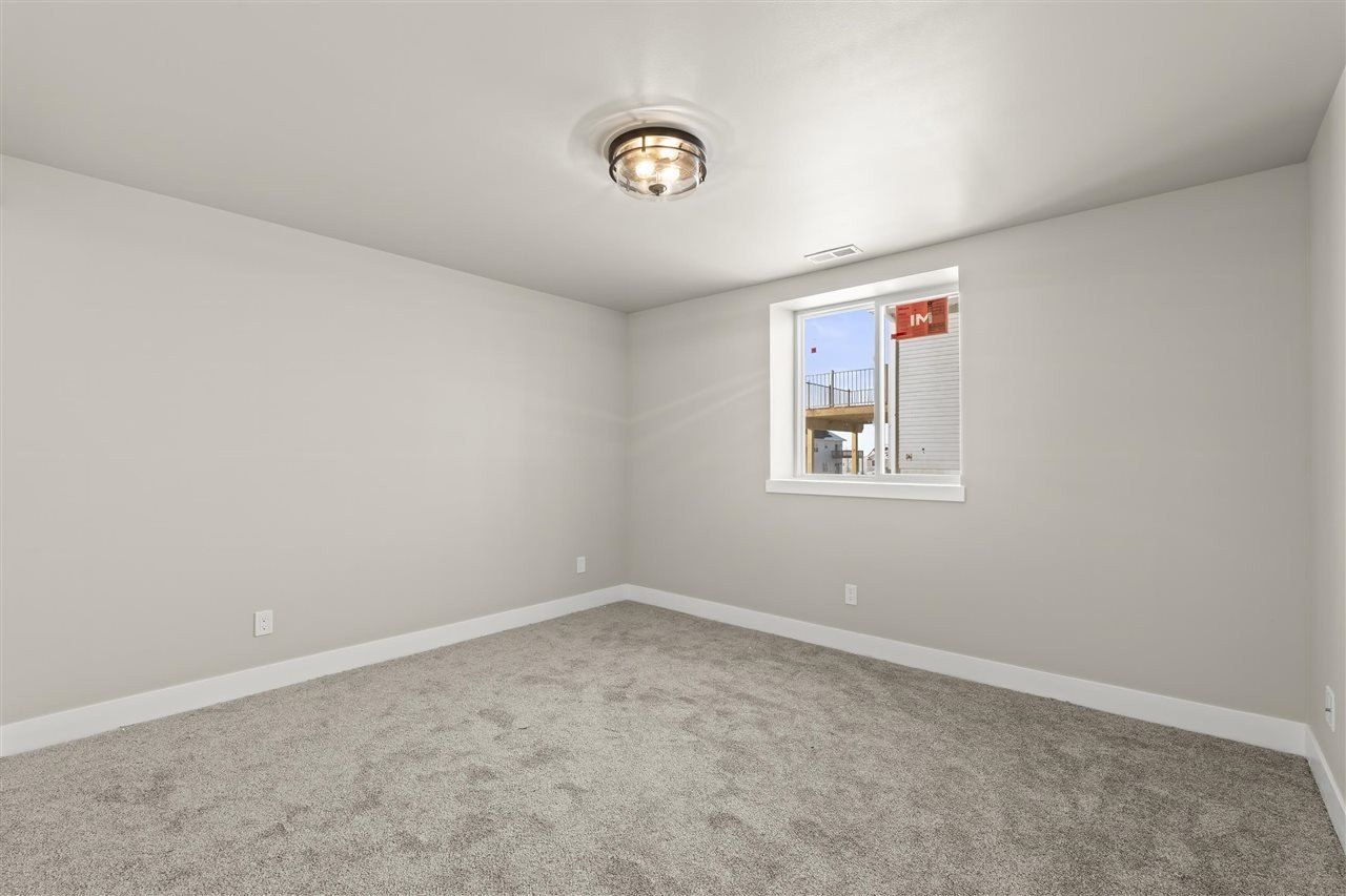 801 Mont Clair St. Solon, IA 52333