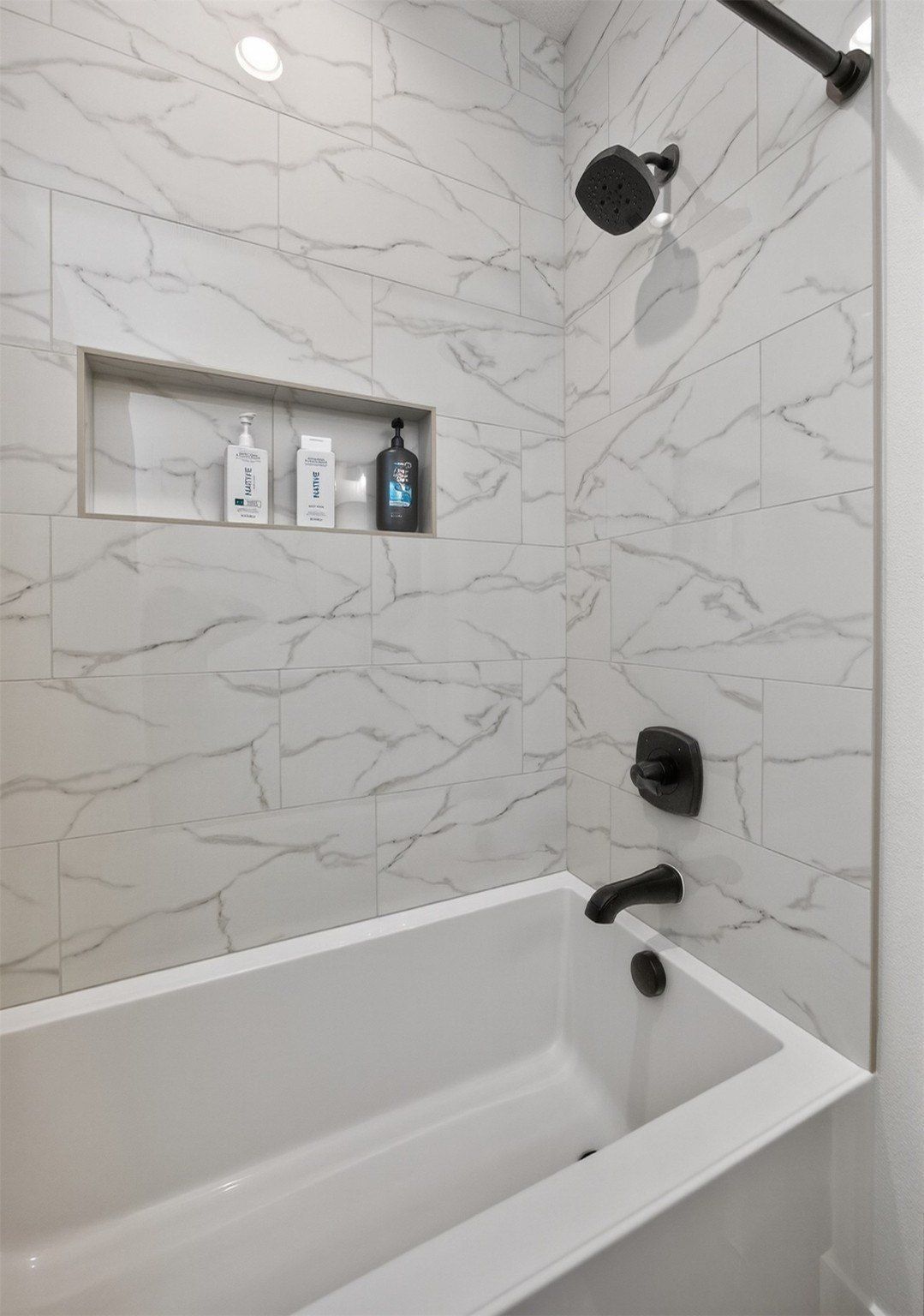 5321 173Rd Street. Urbandale, IA 50323