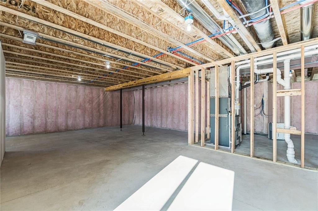 1801 Shady Grove Road Sw. Cedar Rapids, IA 52404