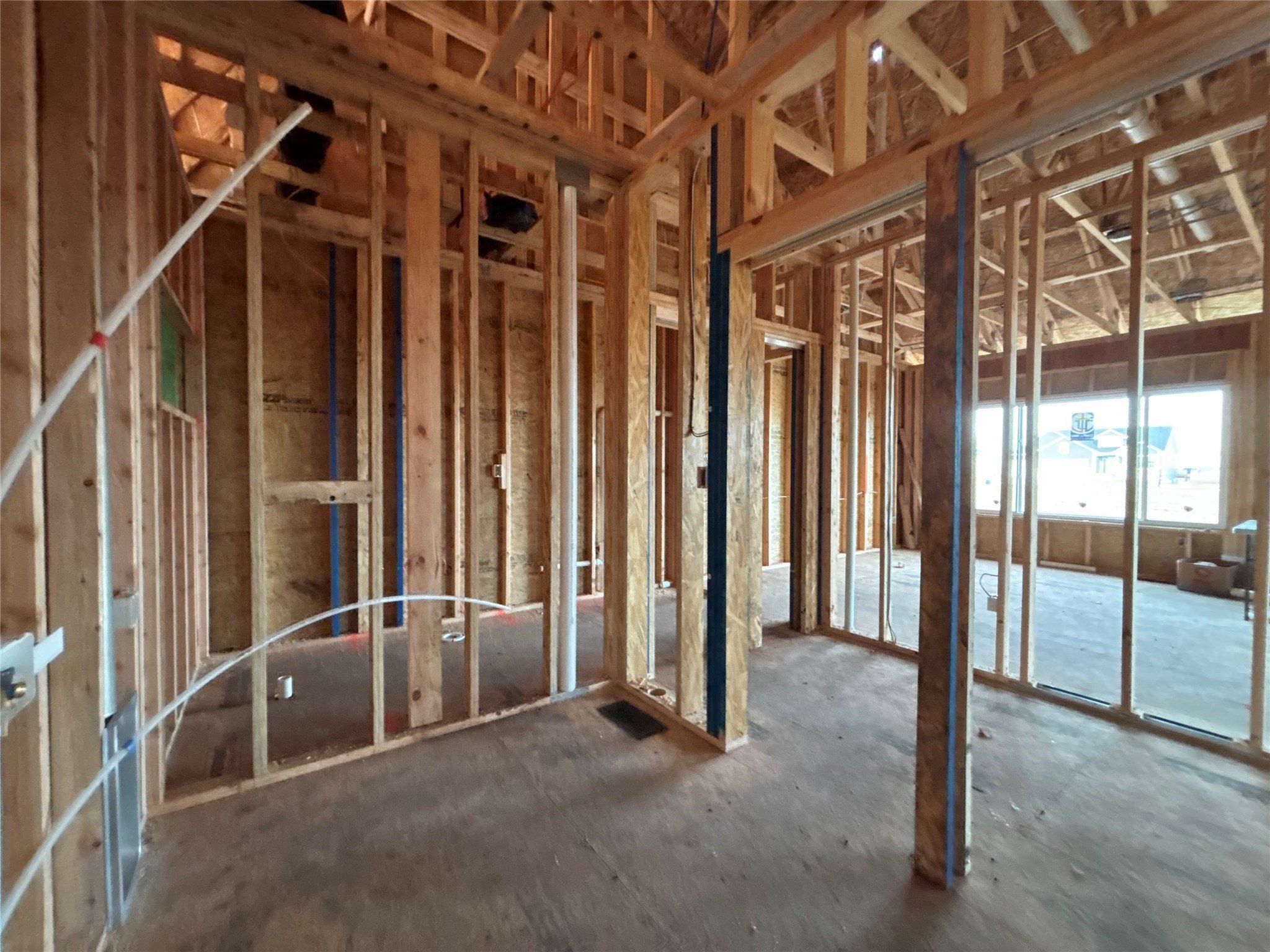 947 Sw Boulder Drive. Grimes, IA 50111