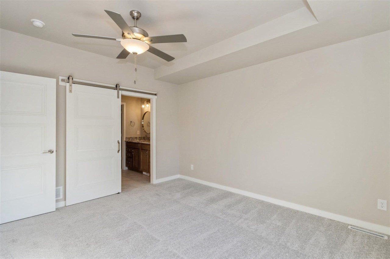 760 Chamberlin Ln. North Liberty, IA 52317