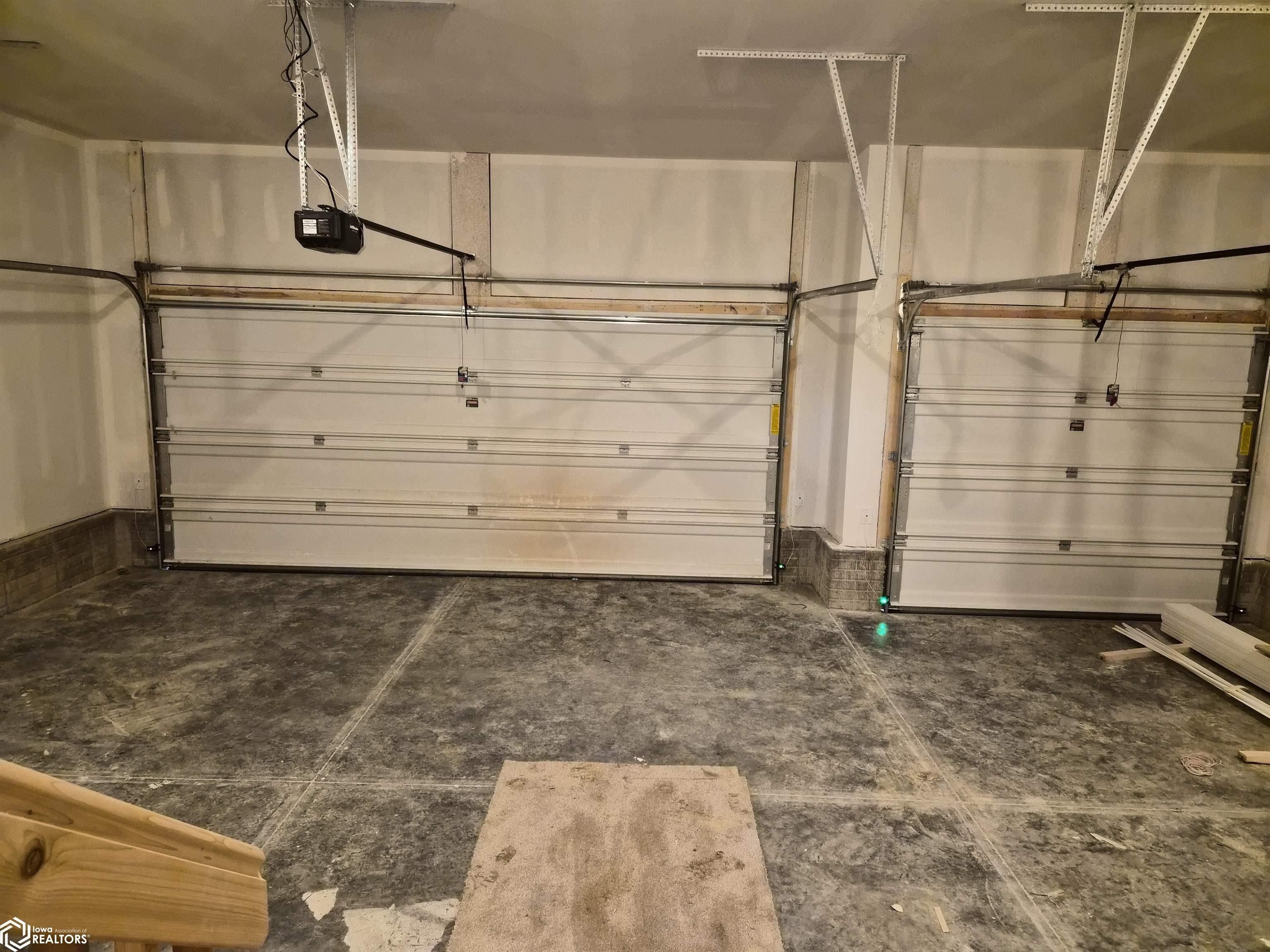 504 17Th Avenue E. Oskaloosa, IA 52577