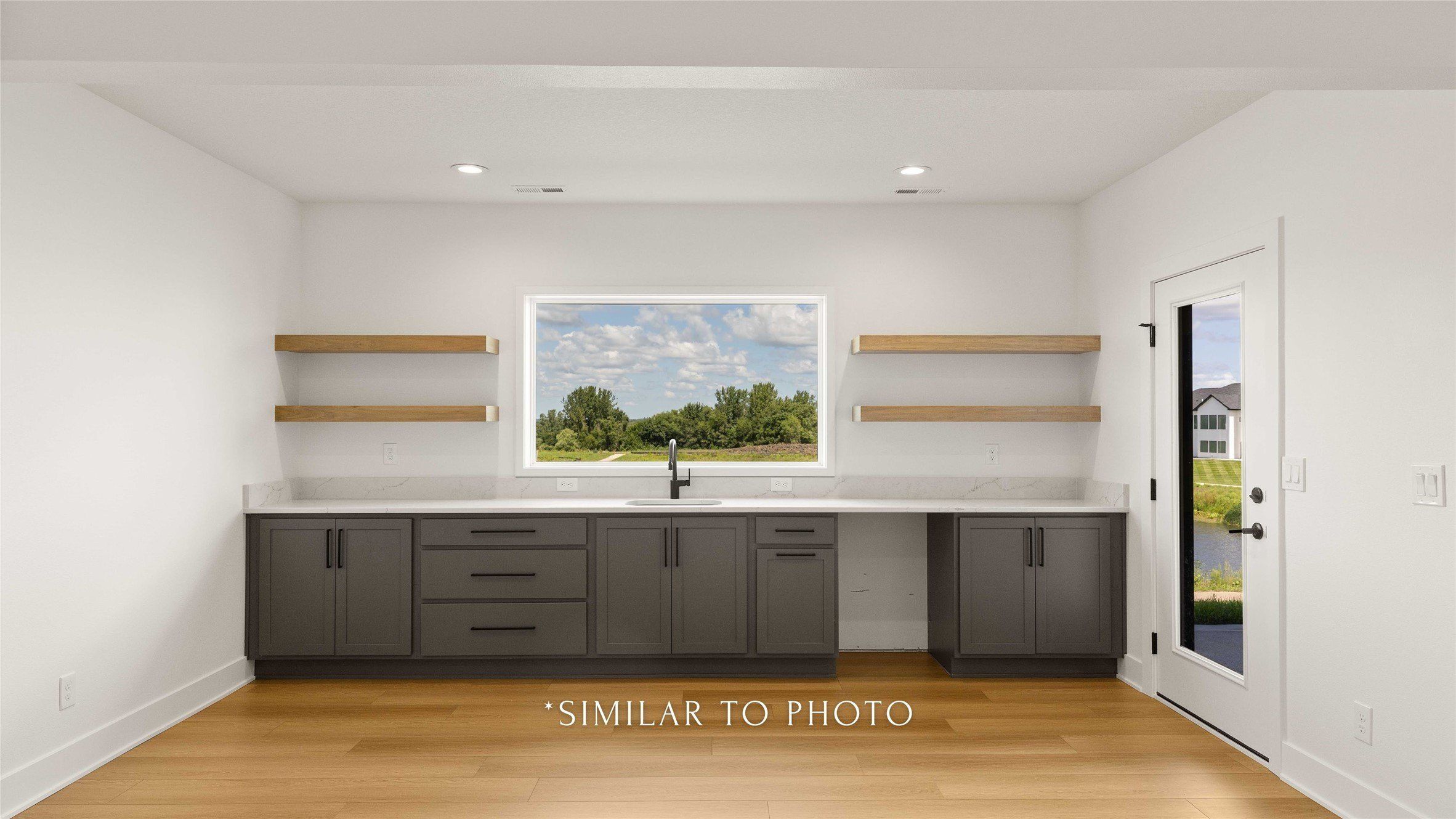 1394 S Auburn Place. West Des Moines, IA 50266