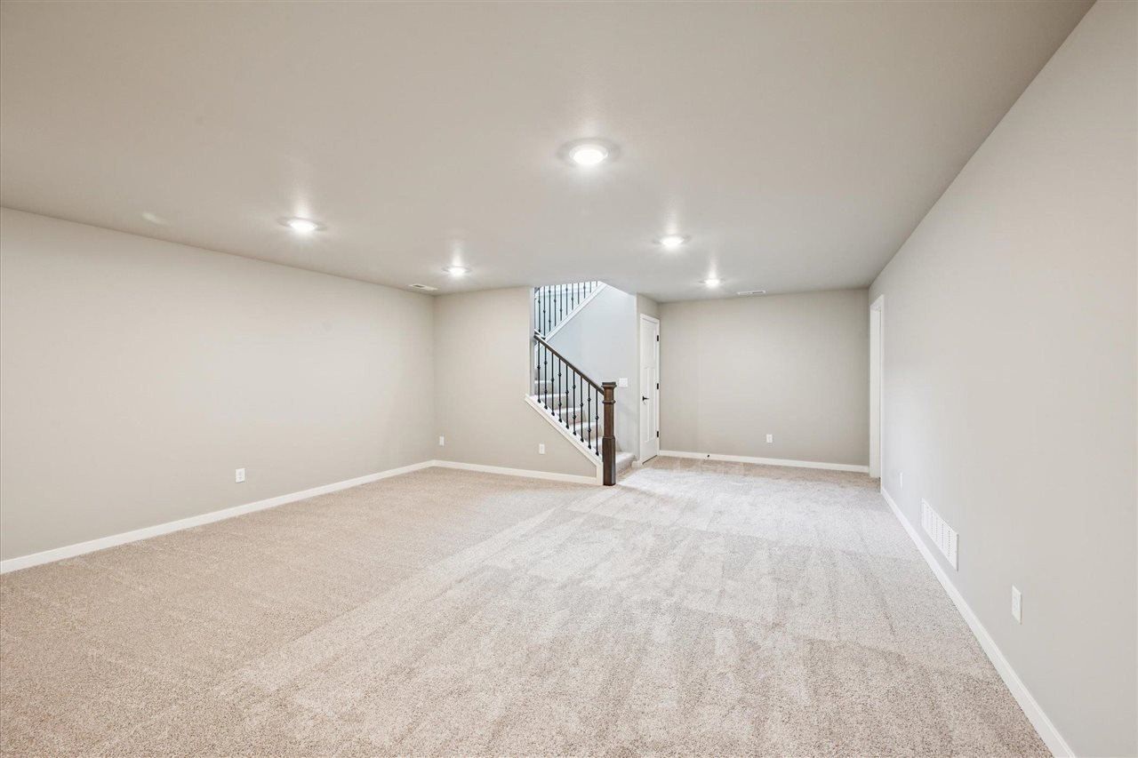 721 Chamberlin Ln. North Liberty, IA 52317